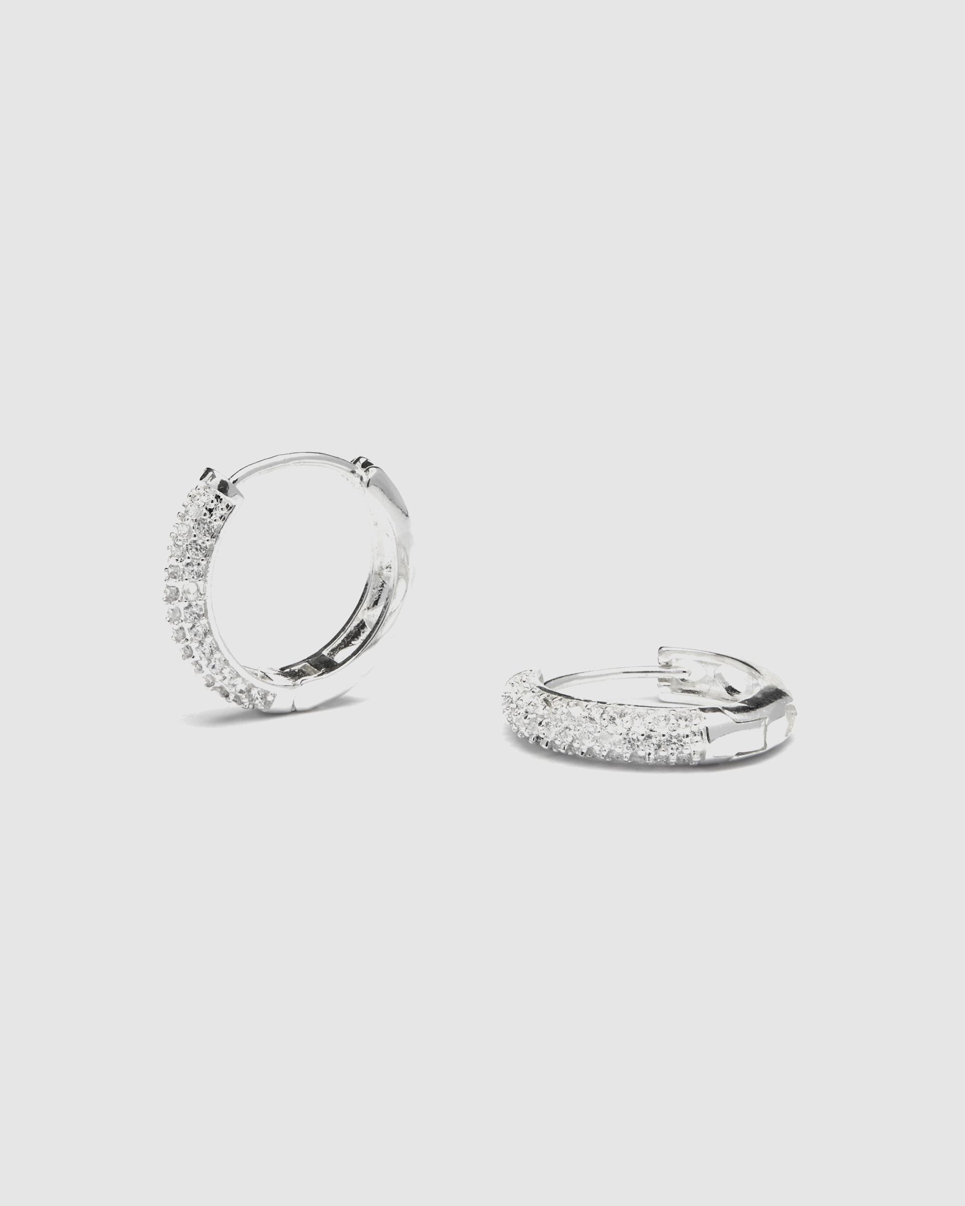 Brincos Basic Acabados em Ródio com Zirconita Brilhante Prata-5