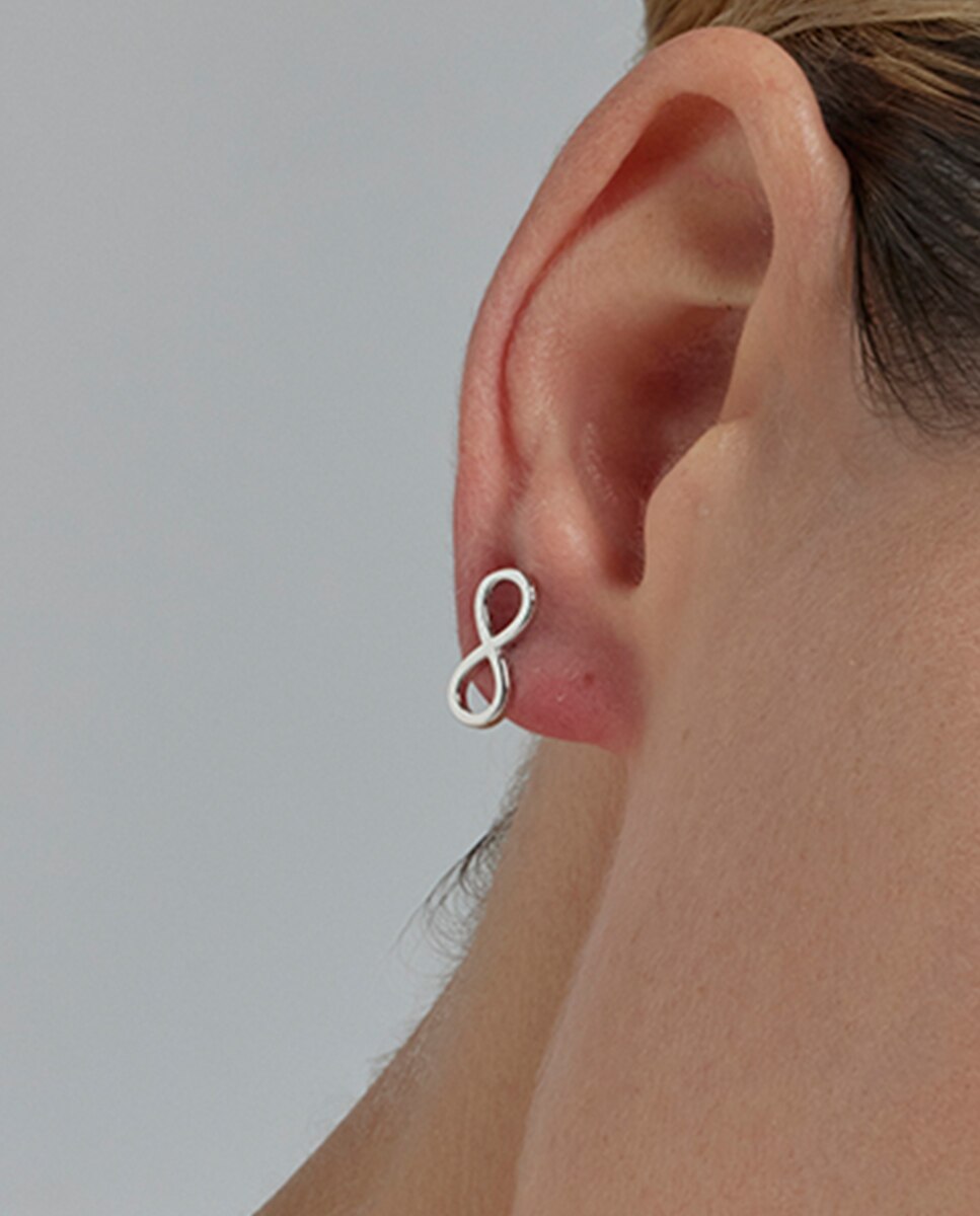 Brincos Basic Acabados em Ródio com Zirconita Brilhante Prata-4