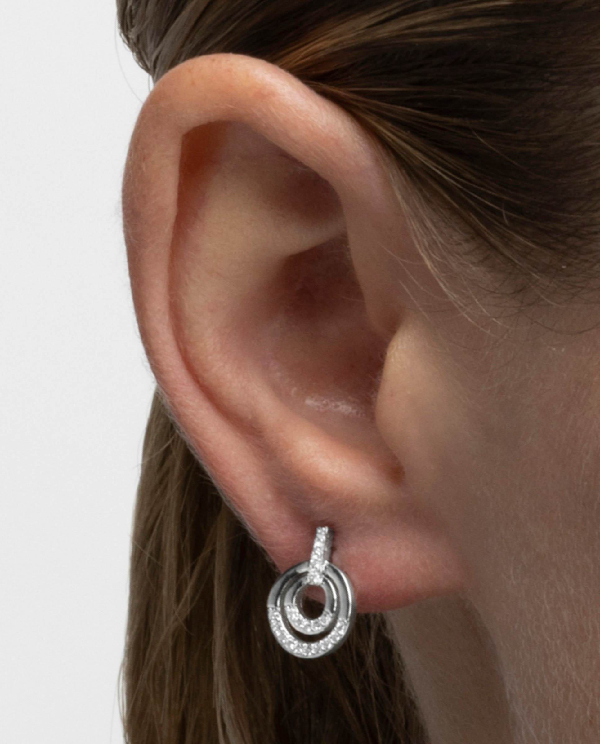 Brincos Basic Acabados em Ródio com Zirconita Brilhante Branco-3