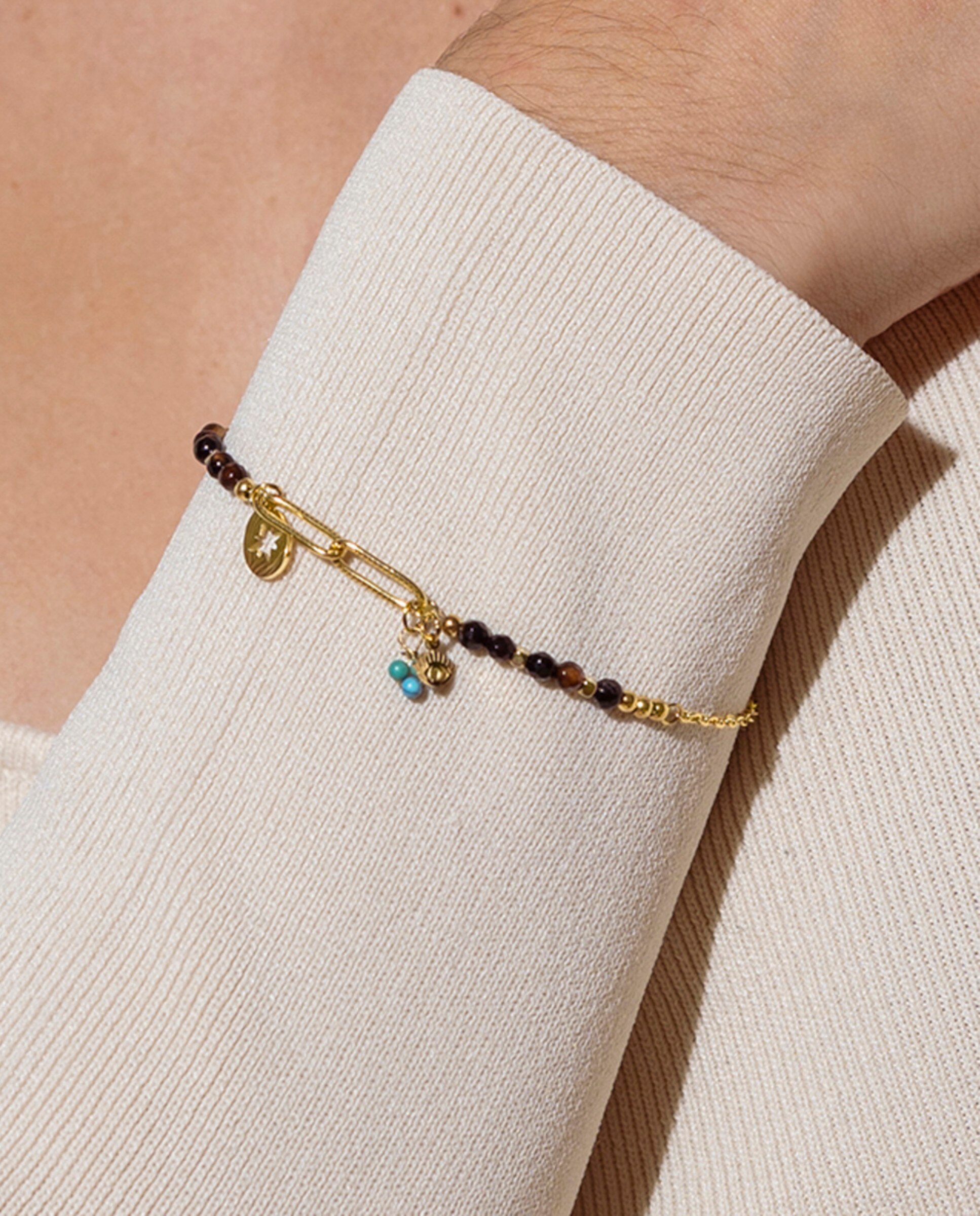 Pulseira Boho de Aço Acabada em Ouro Amarelo de 18 Quilates com Quartzo Hidrotermal Onix Preto-3