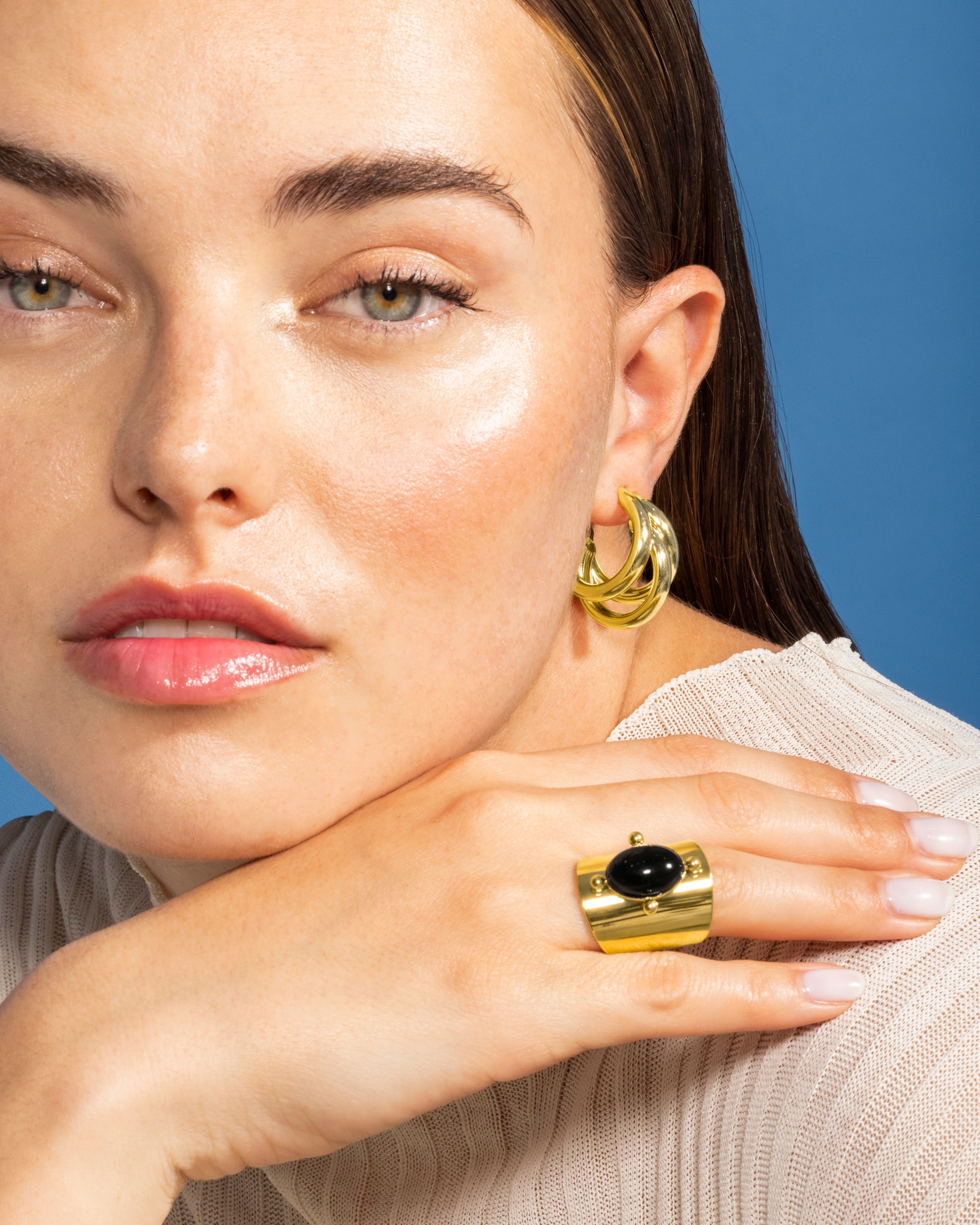 Anel Ajustável Boho de Aço com Acabamento em Ouro Amarelo de 18 Quilates e Ônix Ouro-2