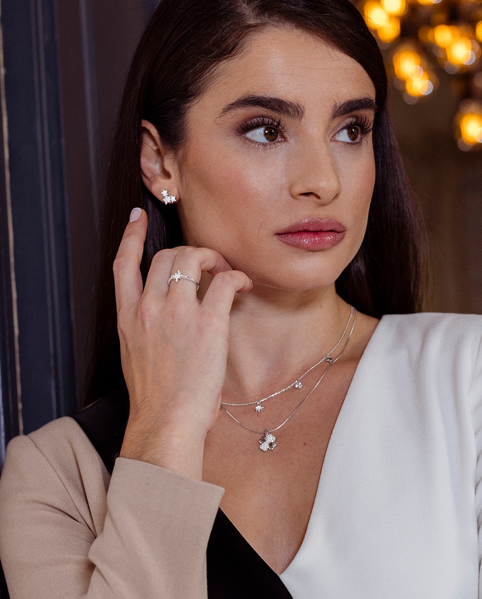 Anel Ajustável África Moda com Acabamento em Ródio e Zirconita Brilhante Prata-2