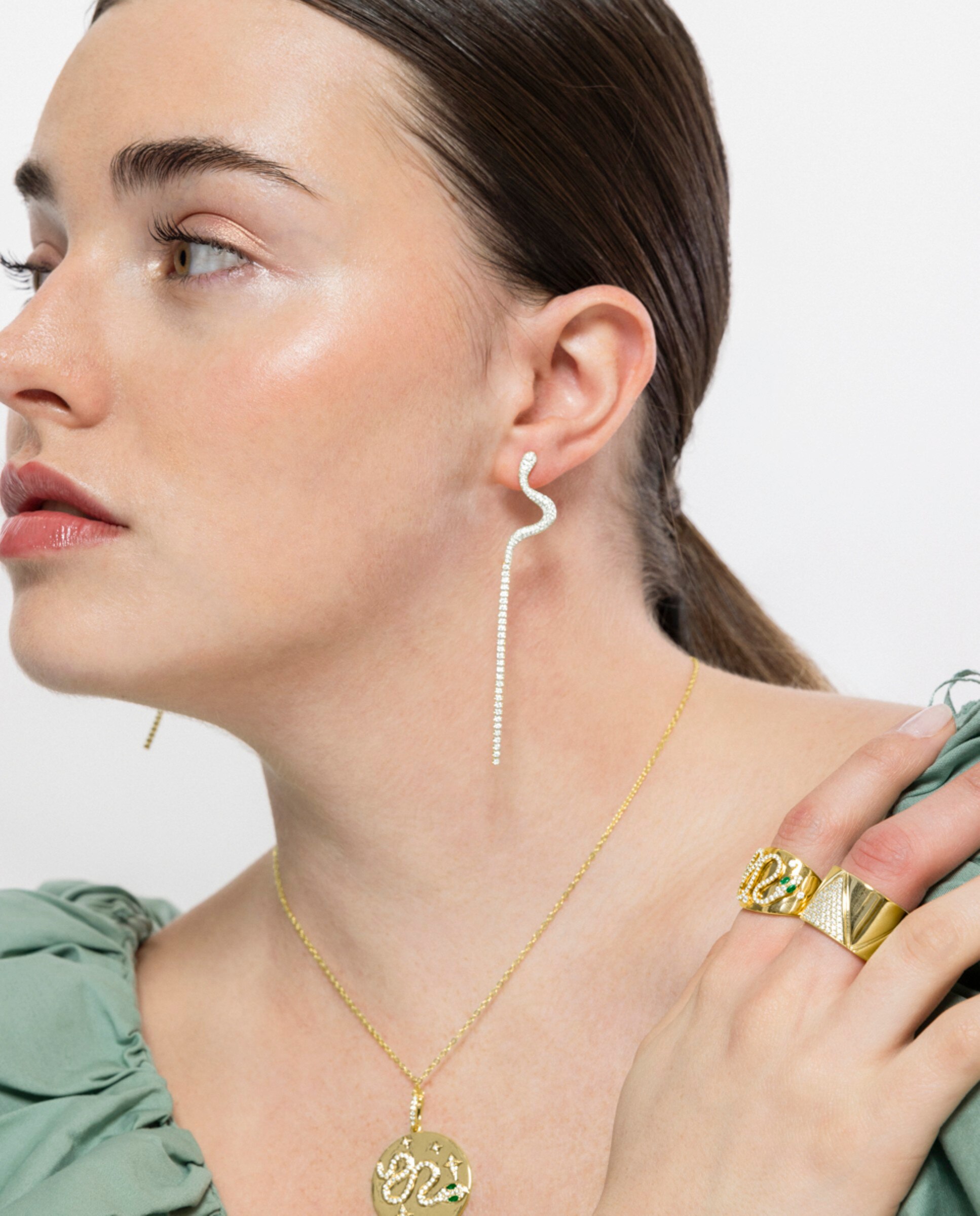 Anel Trendy de Prata de Lei 925 com Acabamento em Ouro de 18 Quilates e Zirconita Brilhante Branco-4