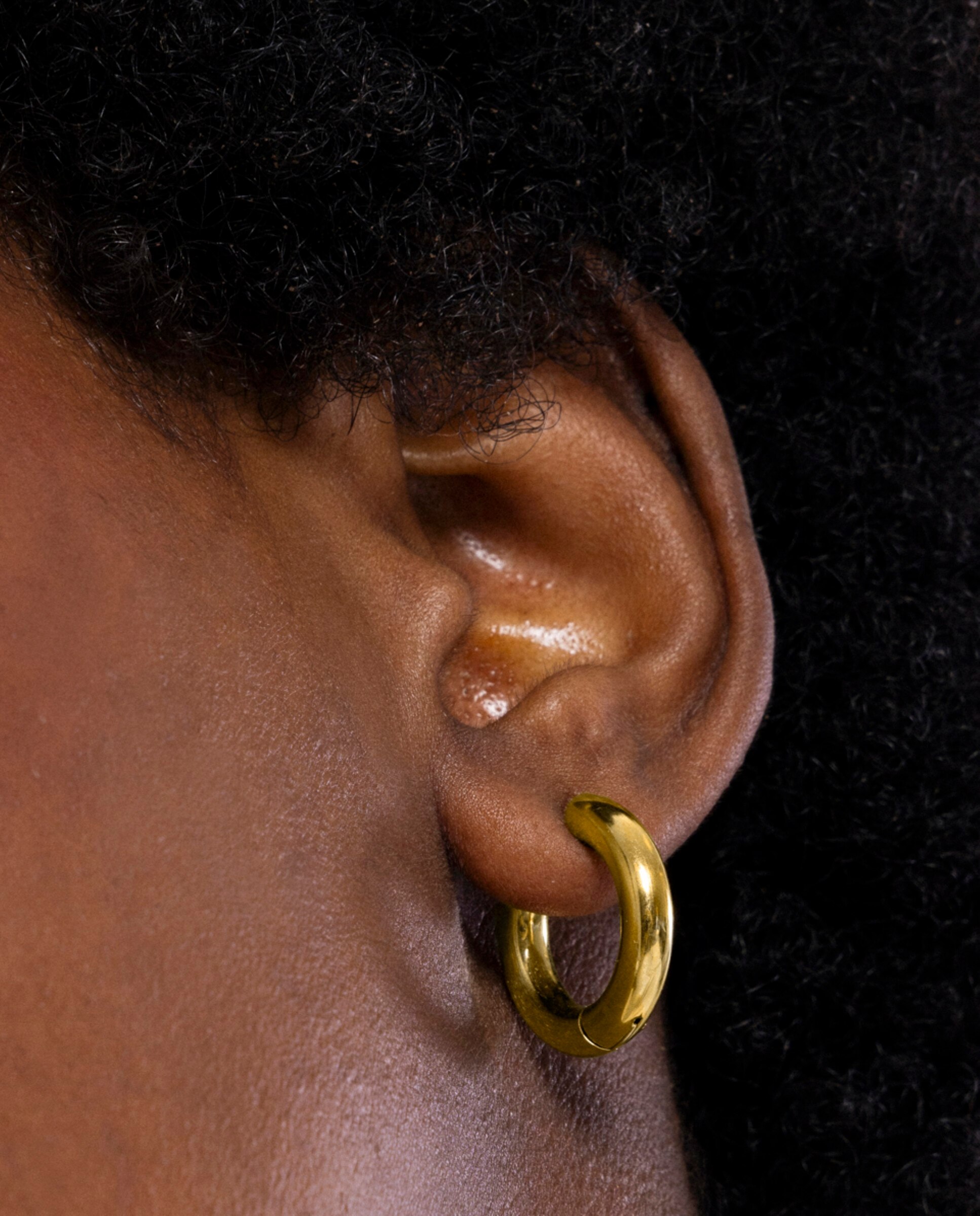 Brincos de Aro Essential de Aço com Acabamentos em Ouro Amarelo de 18 Quilates Ouro-2