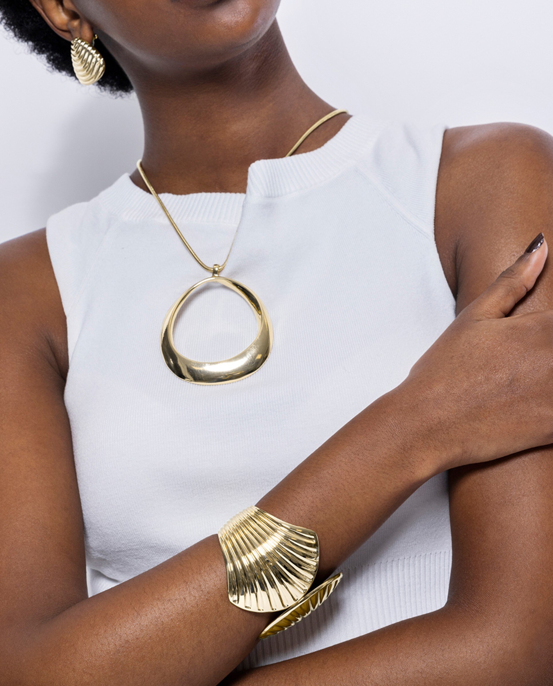 Bracelete África com Acabamento em Ouro Amarelo de 18 Quilates Dourado-2
