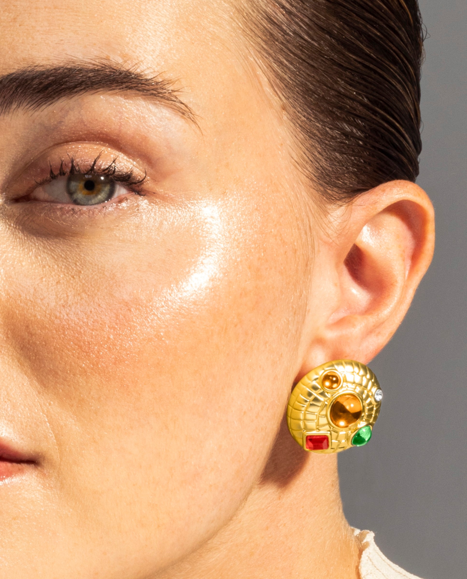Brincos África com Acabamentos em Ouro Amarelo de 18 Quilates Multicolor-3
