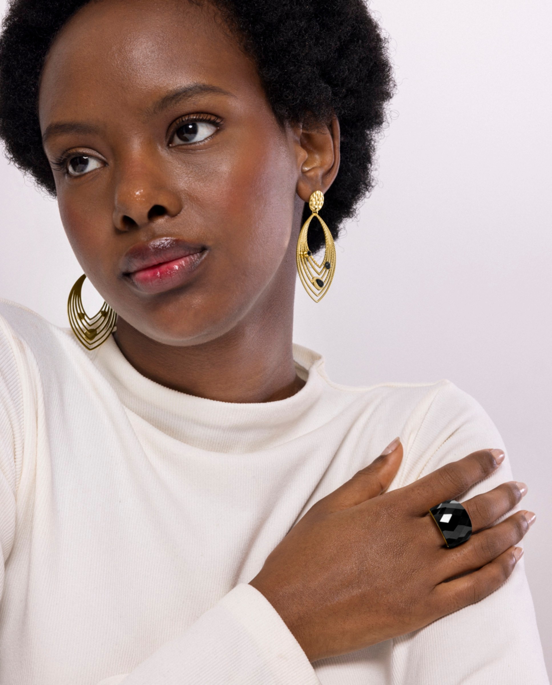 Anel África Acabado em Ouro de 18 Quilates com Quartzo Hidrotermal Ametista Roxo-5