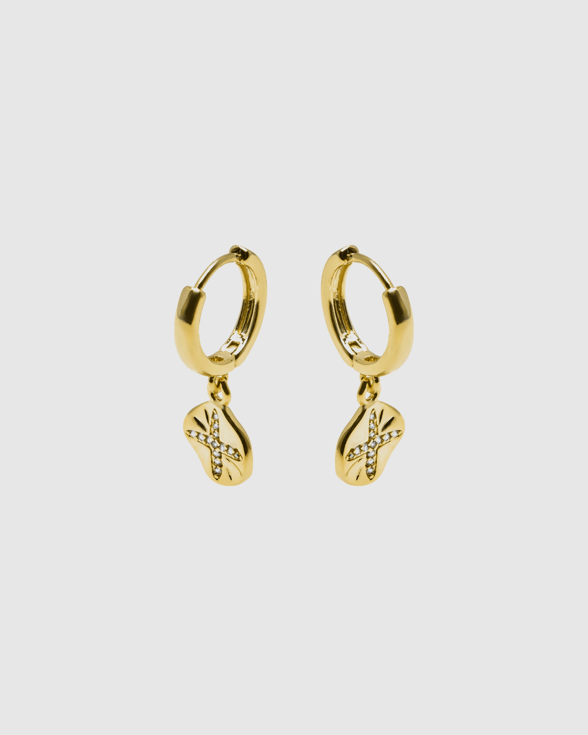 Brincos Basic Acabados em Ouro Amarelo de 18 Quilates com Zirconita Brilhante Ouro-3
