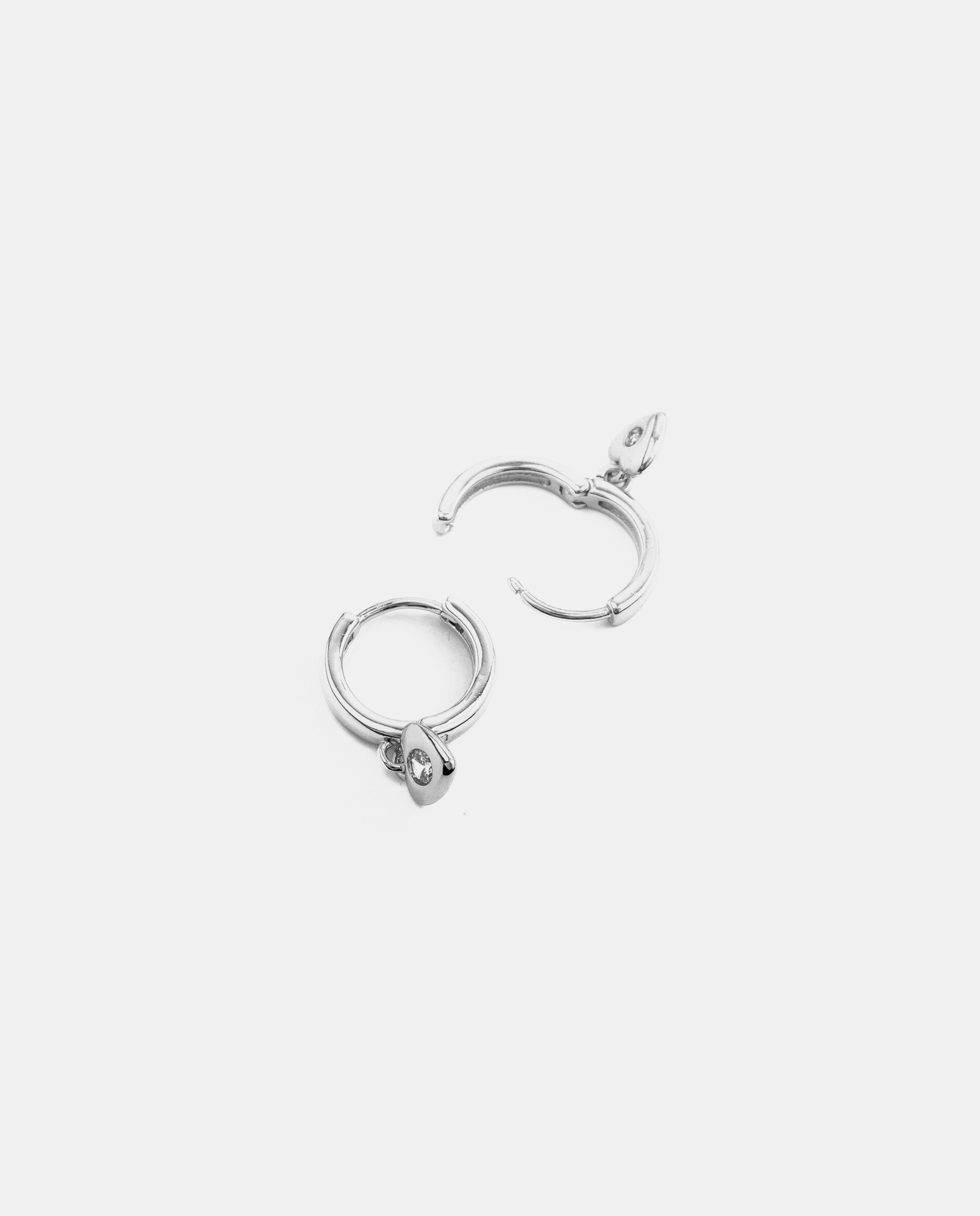 Brincos de Argola Basic Acabados em Ródio com Zirconita Brilhante Branco-5