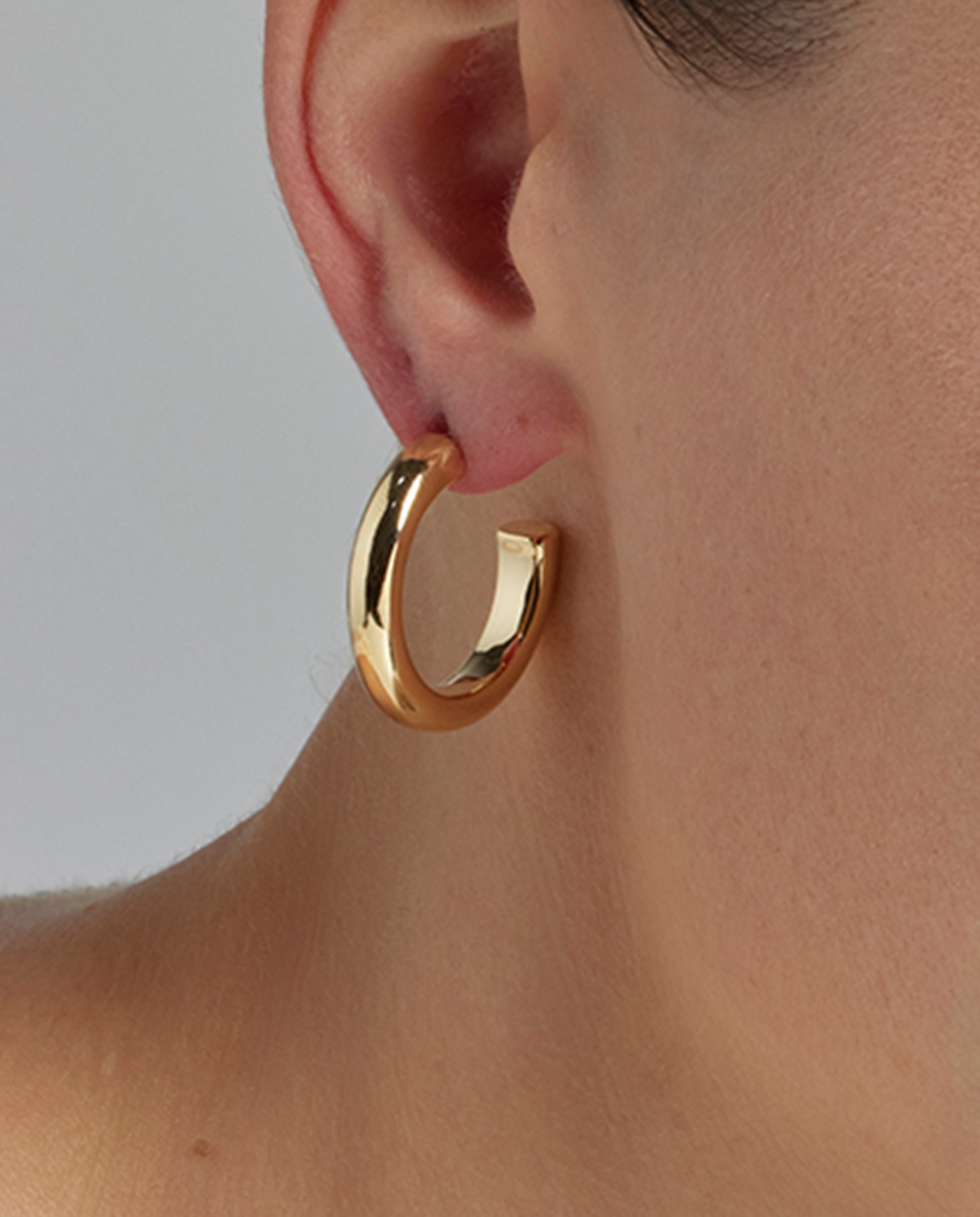 Brincos Basic Acabados em Ouro de 18 Quilates Dourado-4