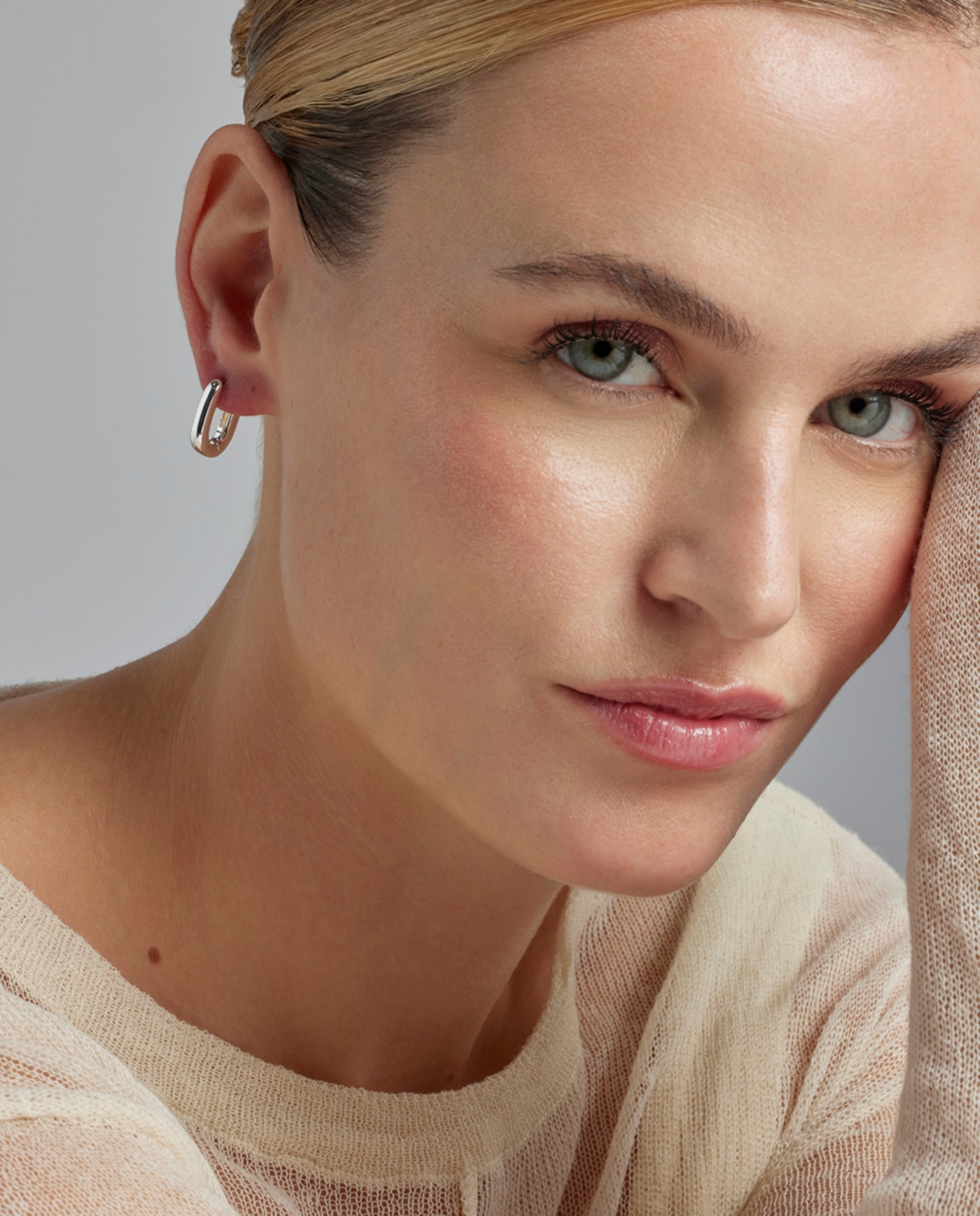 Brincos Basic com Acabamentos em Ródio Prata-2