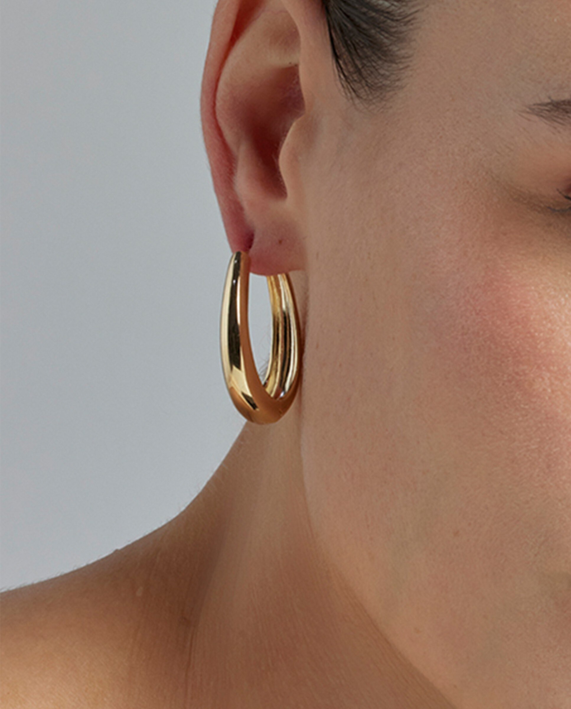 Brincos Basic Acabados em Ouro de 18 Quilates Dourado-4