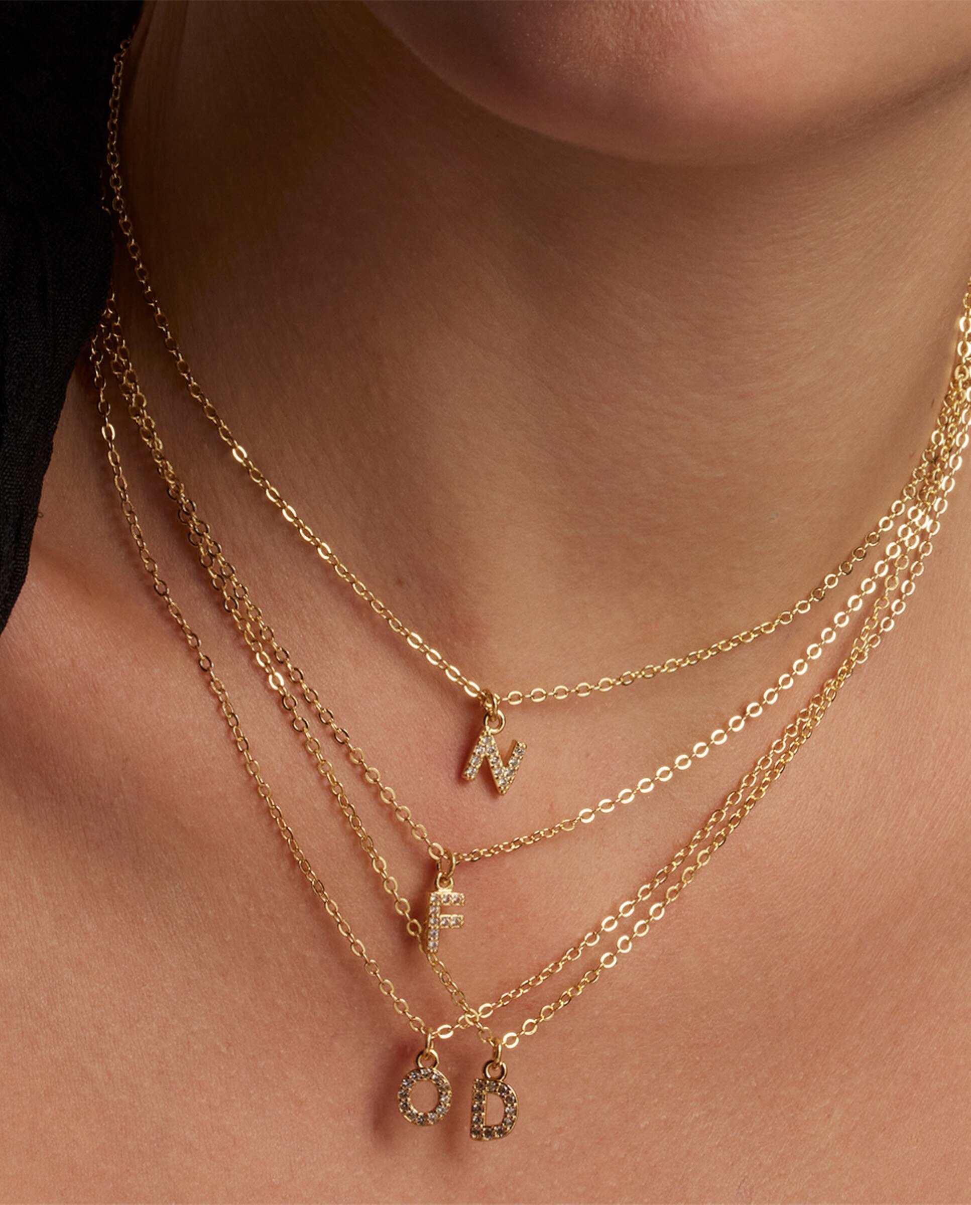 Colar Letras com Acabamento em Ouro Amarelo de 18 Quilates com Zirconita Brilhante Branco-3