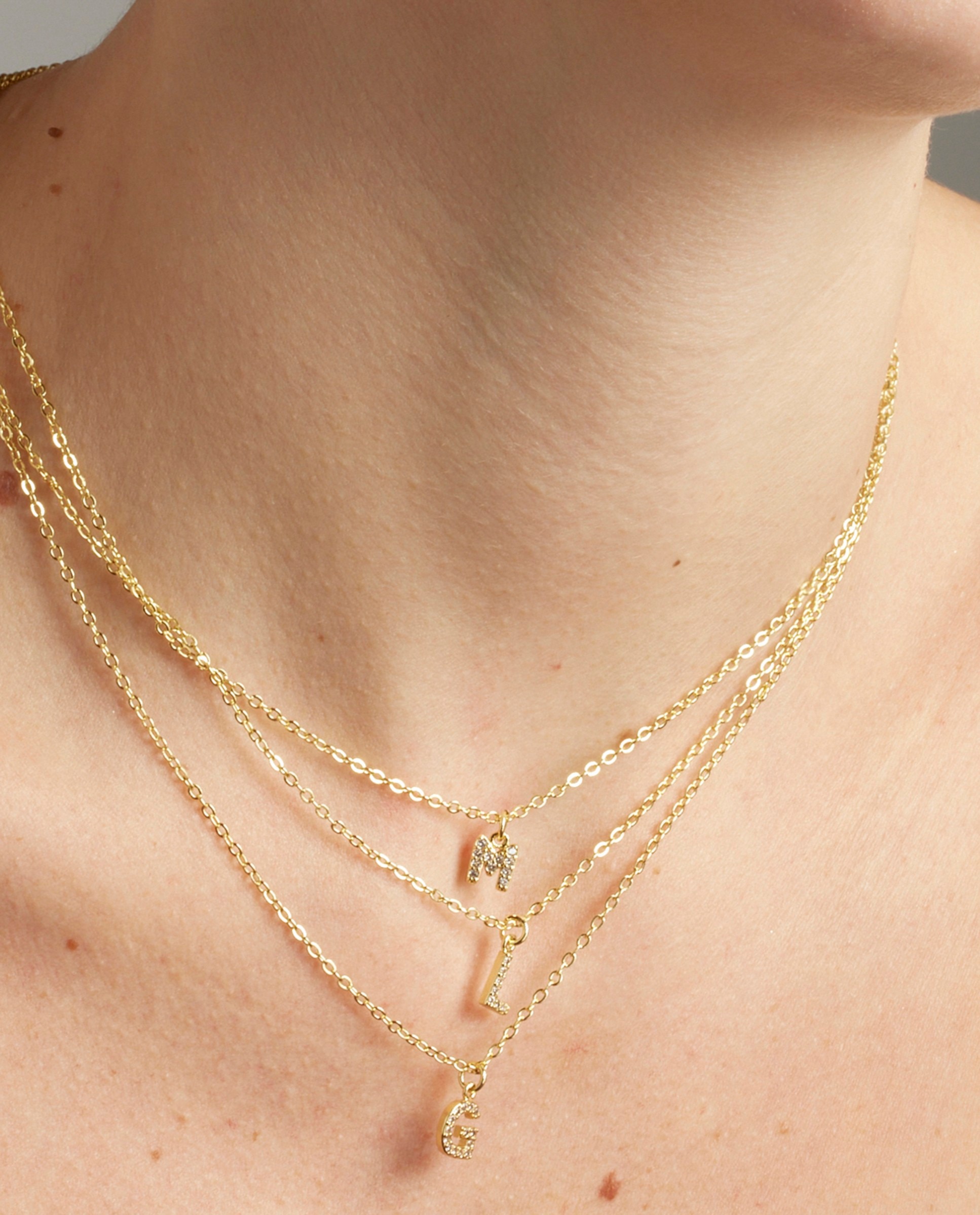 Colar Letras com Acabamento em Ouro Amarelo de 18 Quilates com Zirconita Brilhante Branco-3