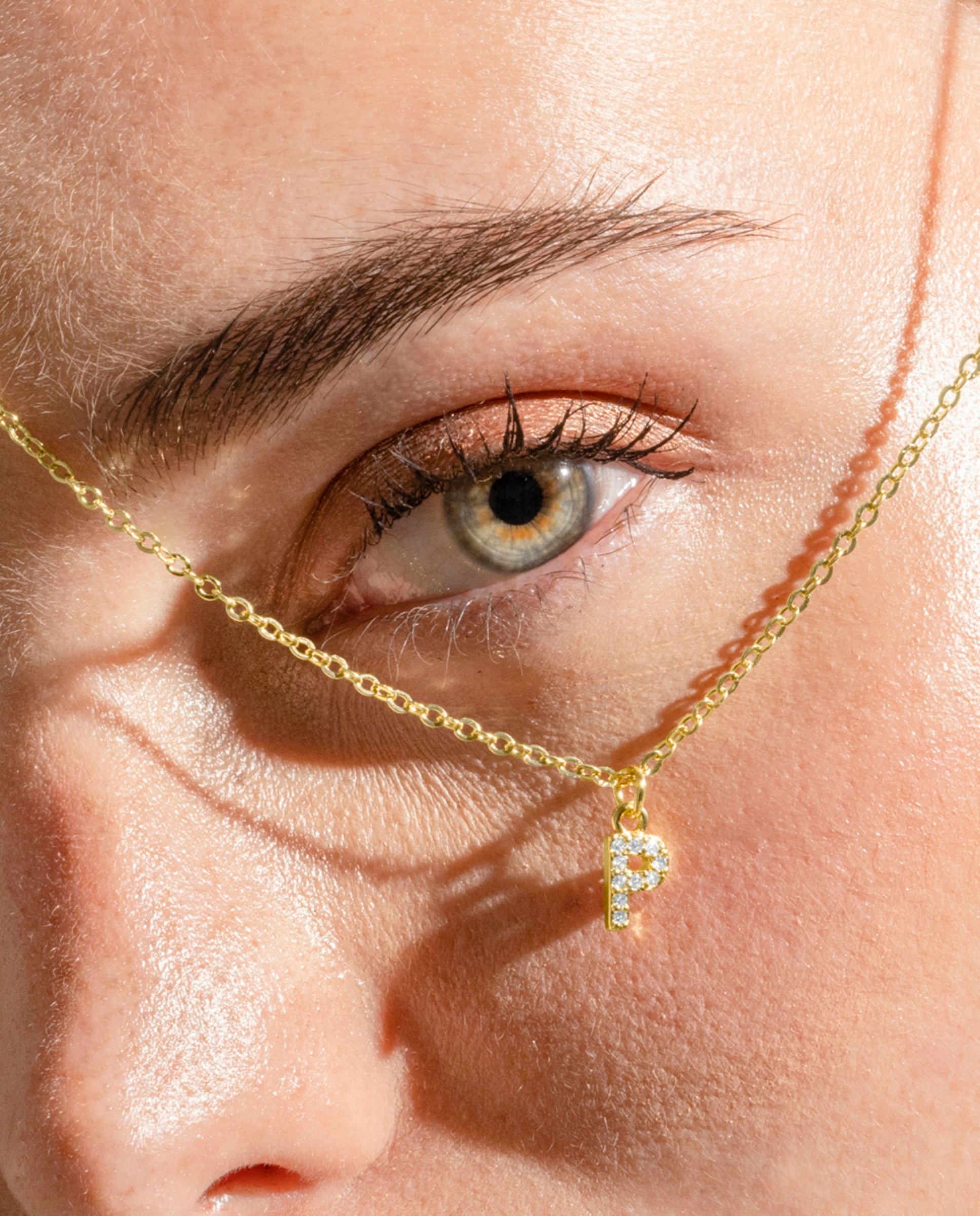 Colar Letras com Acabamento em Ouro Amarelo de 18 Quilates com Zirconita Brilhante Branco-3