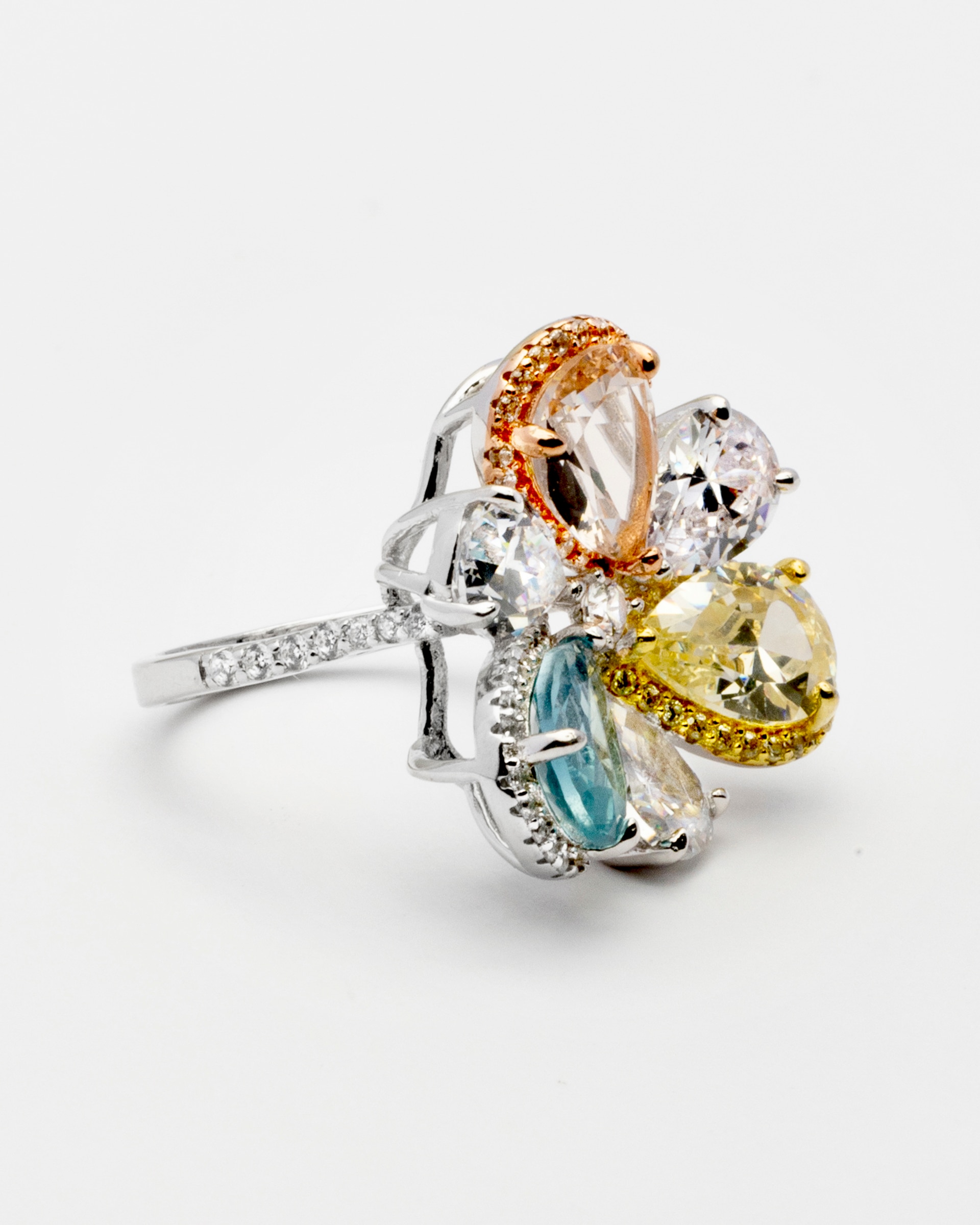 Anel Momentos para Brilhar de Prata de Lei 925 com Acabamento em Ródio e Zirconitas Multicolor Prata / Rosa-3