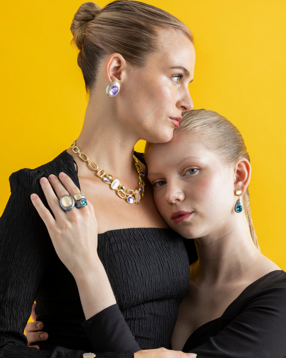 Colar África com Acabamento em Ouro Amarelo de 18 Quilates com Lacado Multicolor Ouro-2