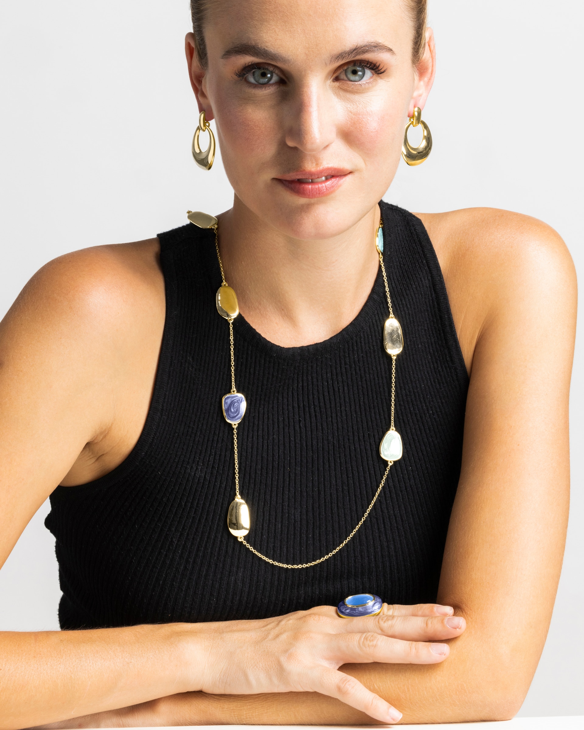 Colar África com Acabamento em Ouro Amarelo de 18 Quilates com Lacado Azul Ouro-4