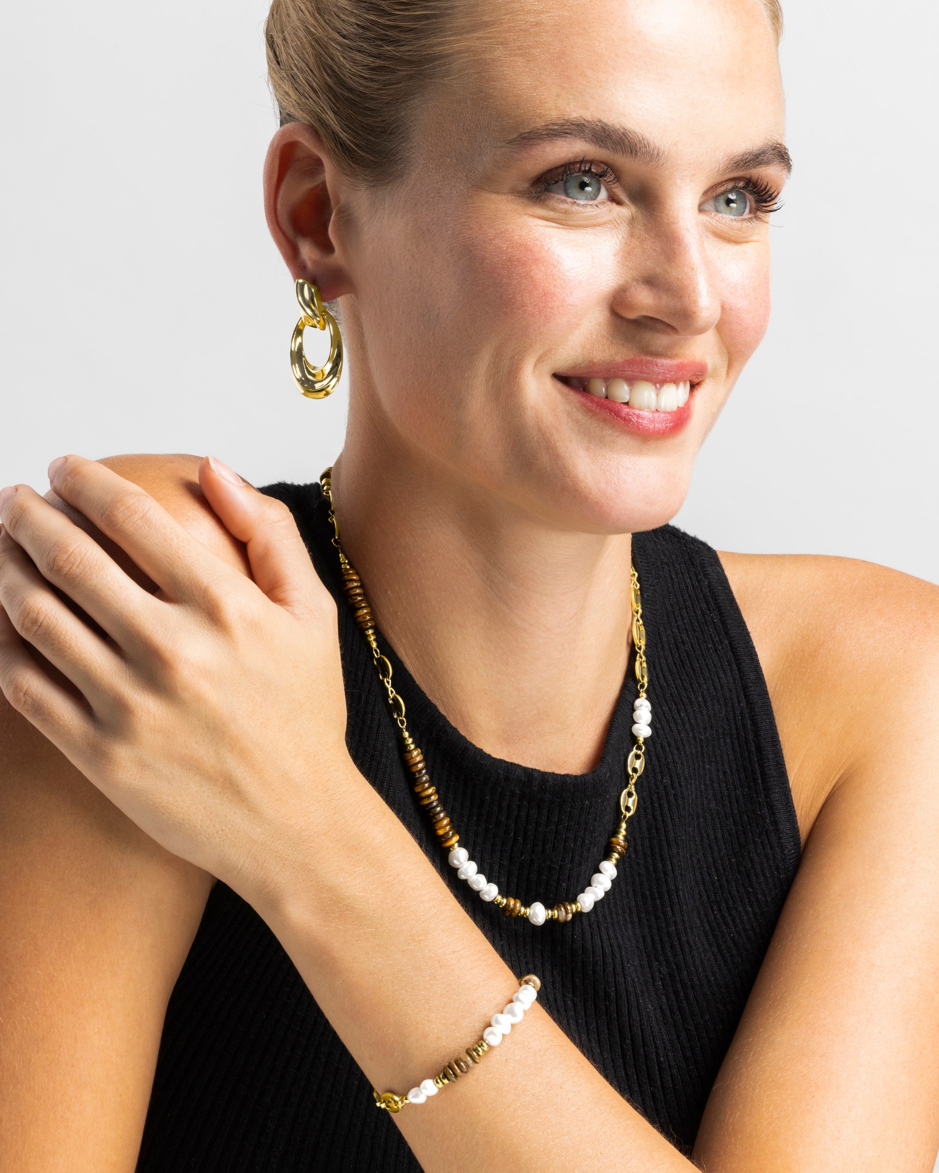 Colar Boho de Aço com Acabamento em Ouro Amarelo de 18 Quilates e Olho de Tigre Ouro-4