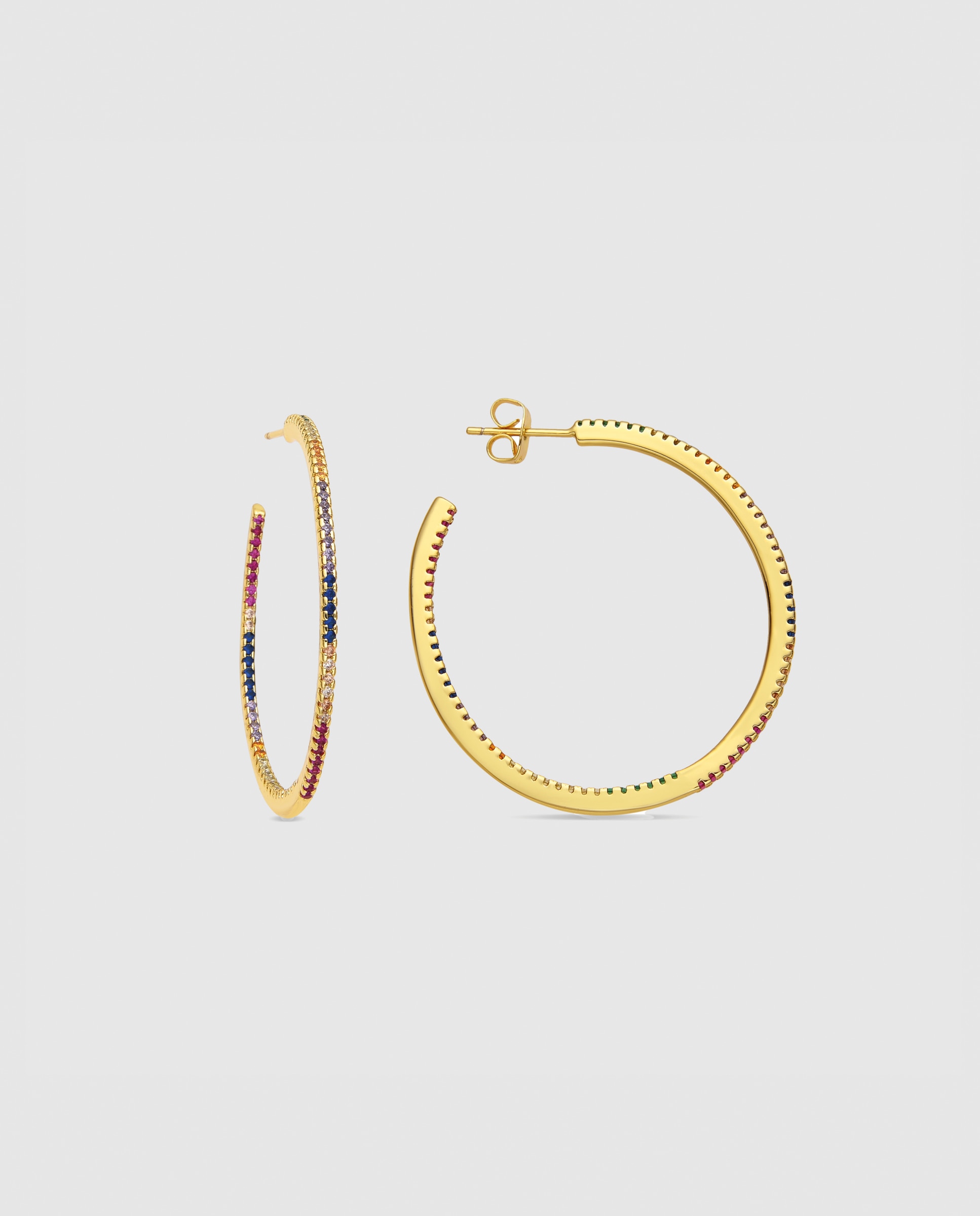 Brincos de Argola África com Acabamento em Ouro Amarelo de 18 Quilates e Zirconita Brilhante Prata-1