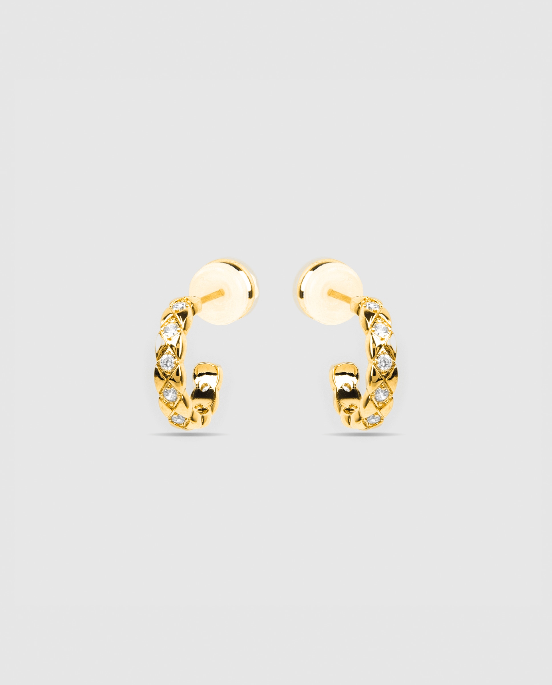 Brincos de Aro Essential África Acabados em Ouro Amarelo de 18 Quilates com Zirconita Brilhante Ouro-4