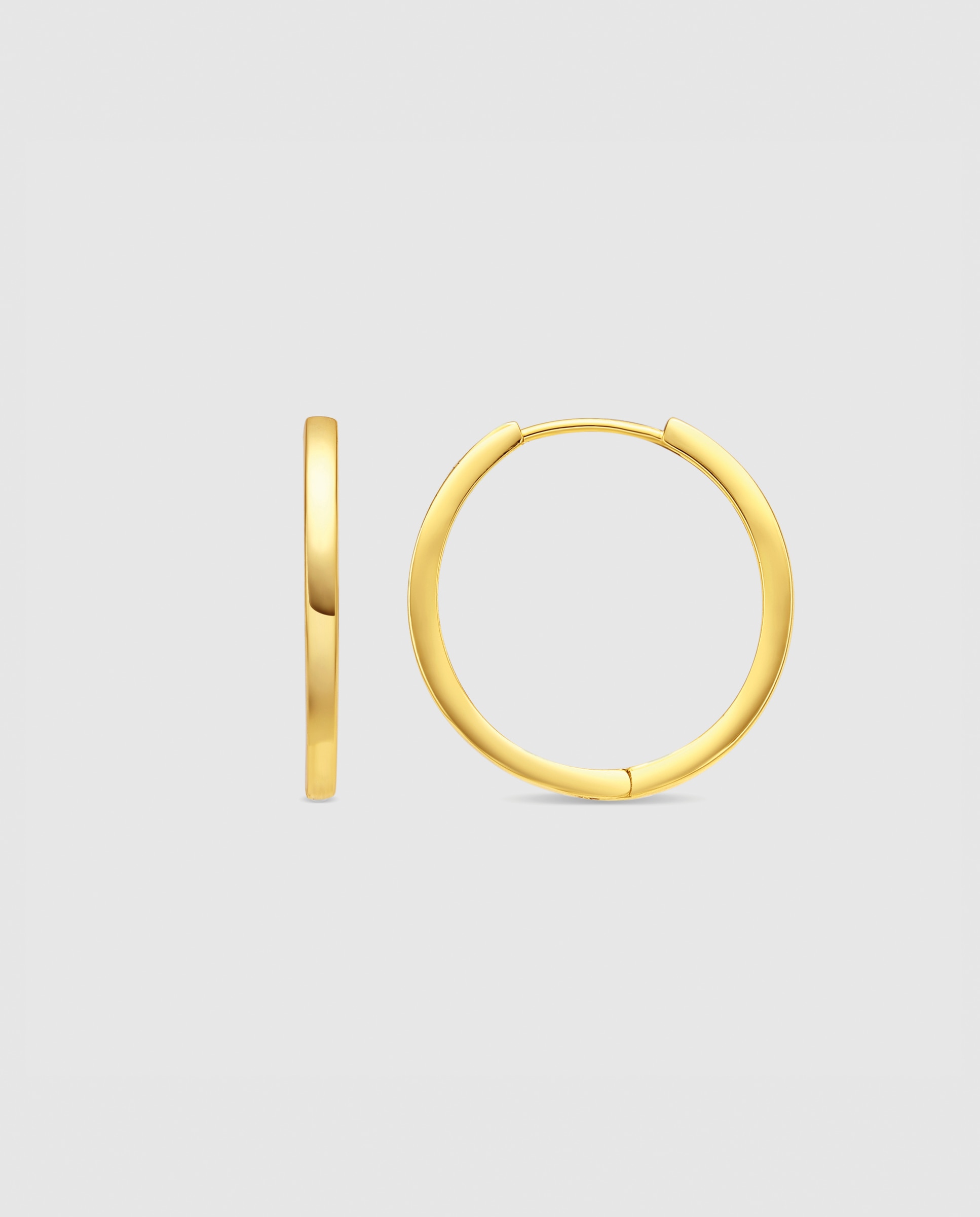 Imagem 0 de Brincos de Aro Essential África com Acabamentos em Ouro Amarelo de 18 Quilates