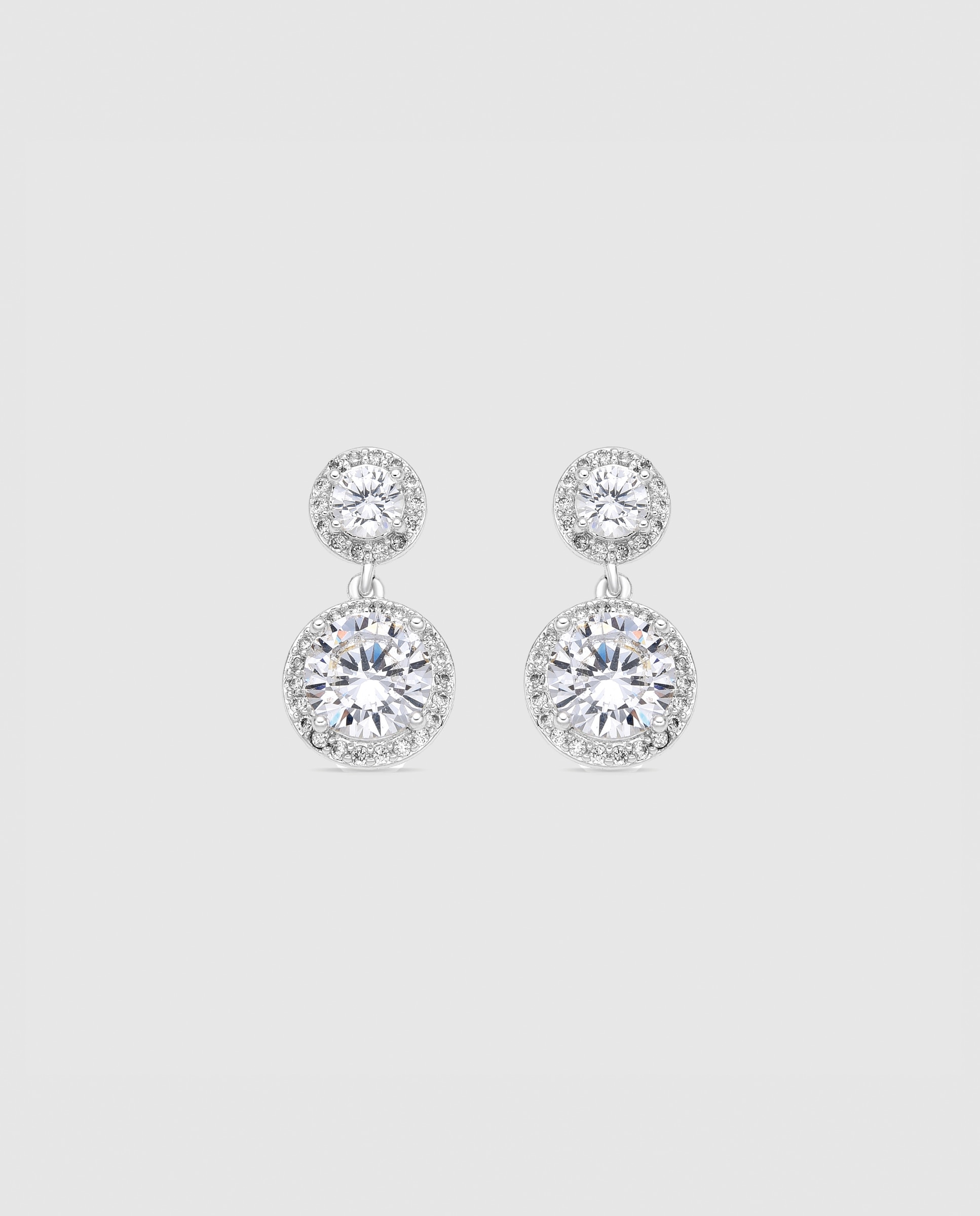 Brincos de Argola Essential África com Acabamentos em Ródio e Zirconita Brilhante Prata-1