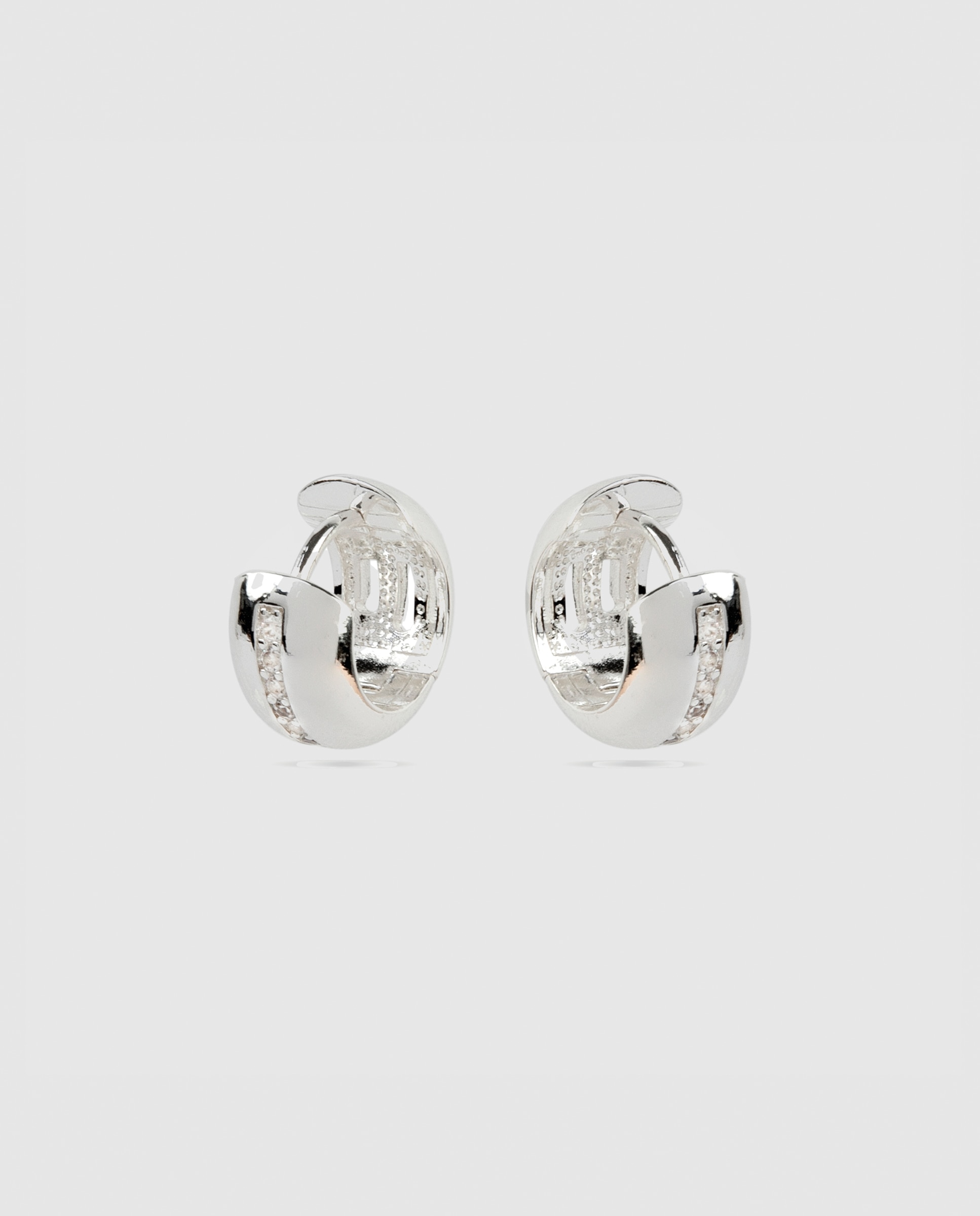 Brincos de Argola Essential África com Acabamentos em Ródio e Zirconita Brilhante Branco-3