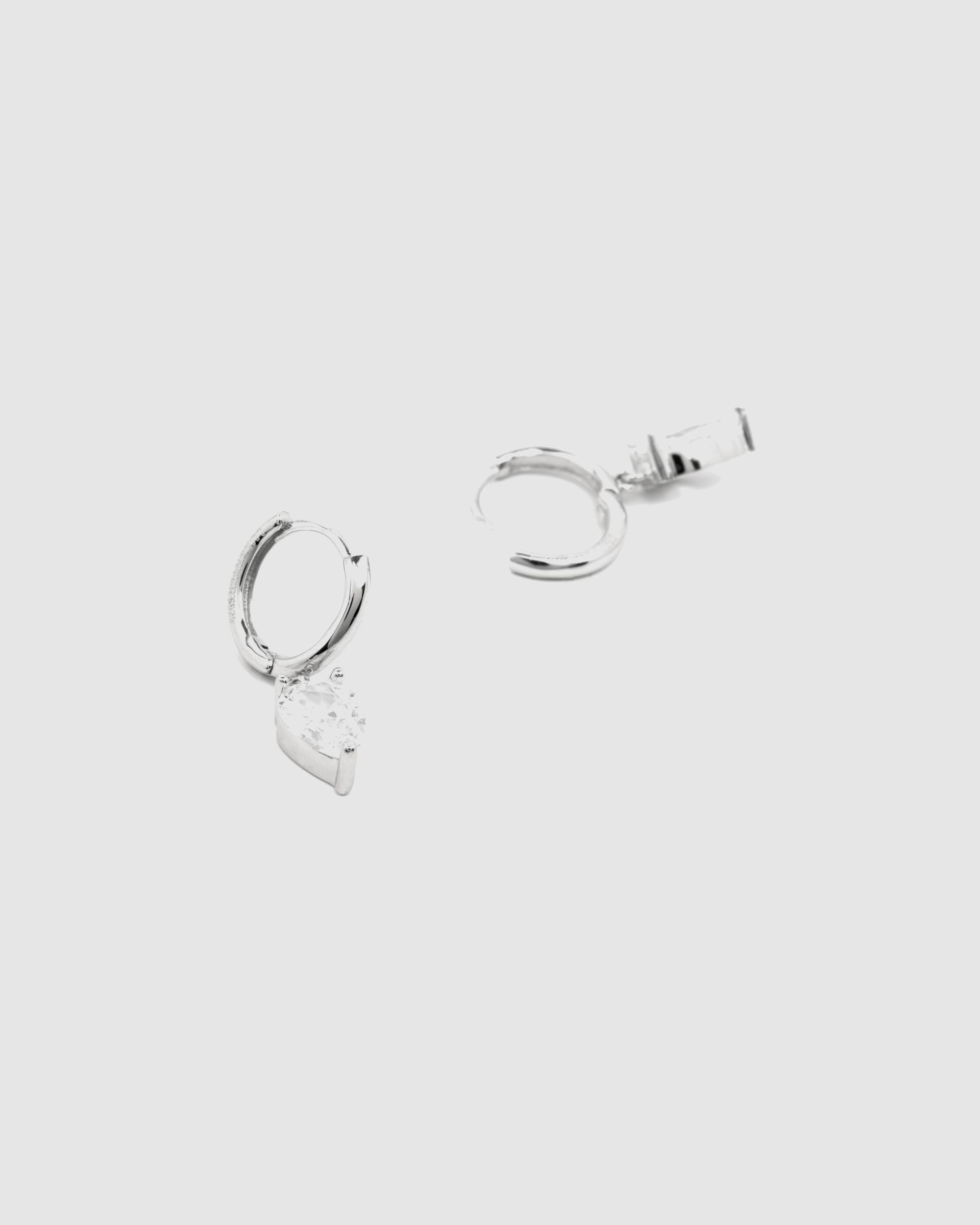 Brincos de Argola Momentos para Brilhar de Prata de Lei 925 com Acabamento em Ródio e Zirconita Brilhante Prata brilhante / Transparente-5