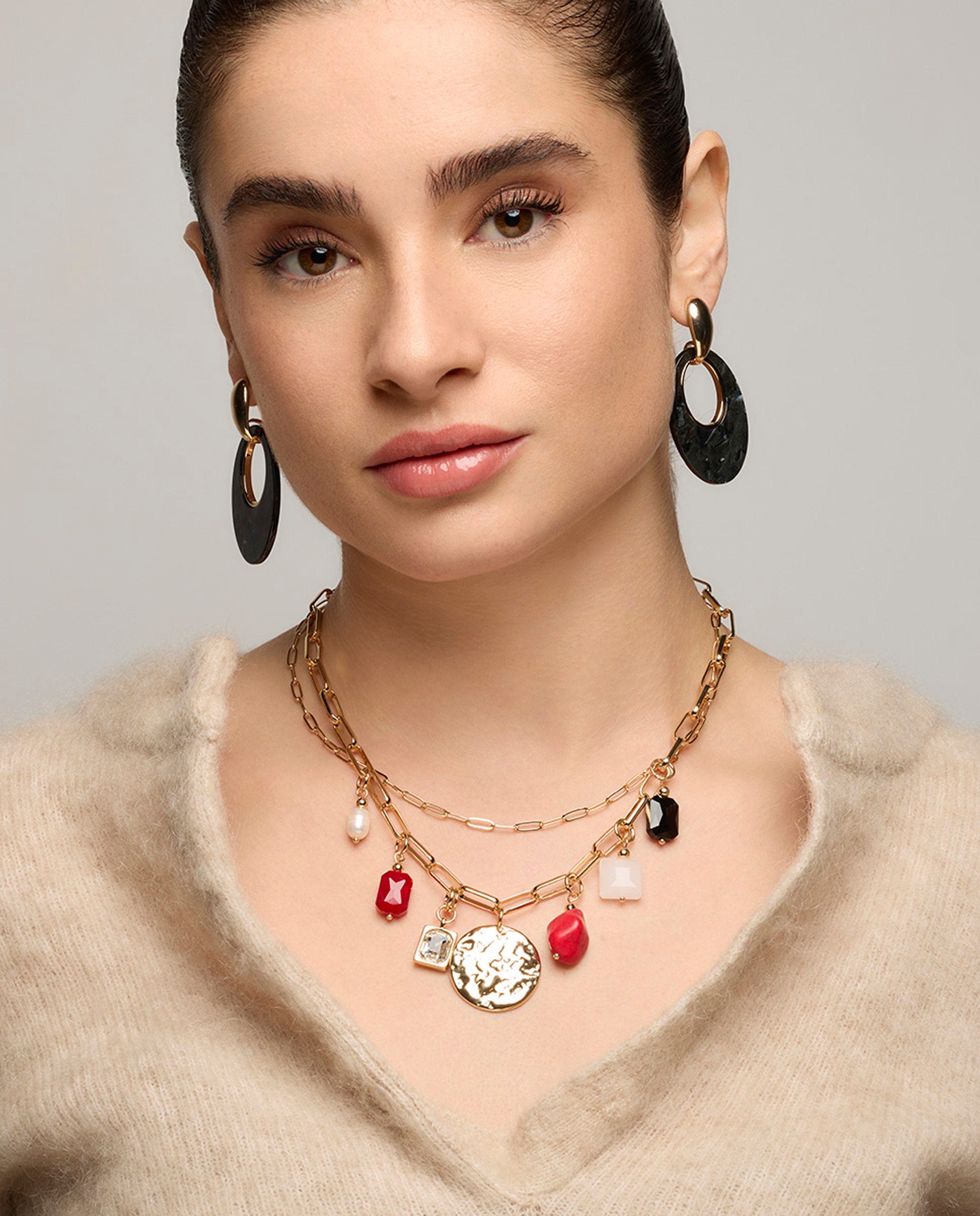 Colar Boho com Acabamento em Ouro de 18 Quilates com Coral Ouro-2