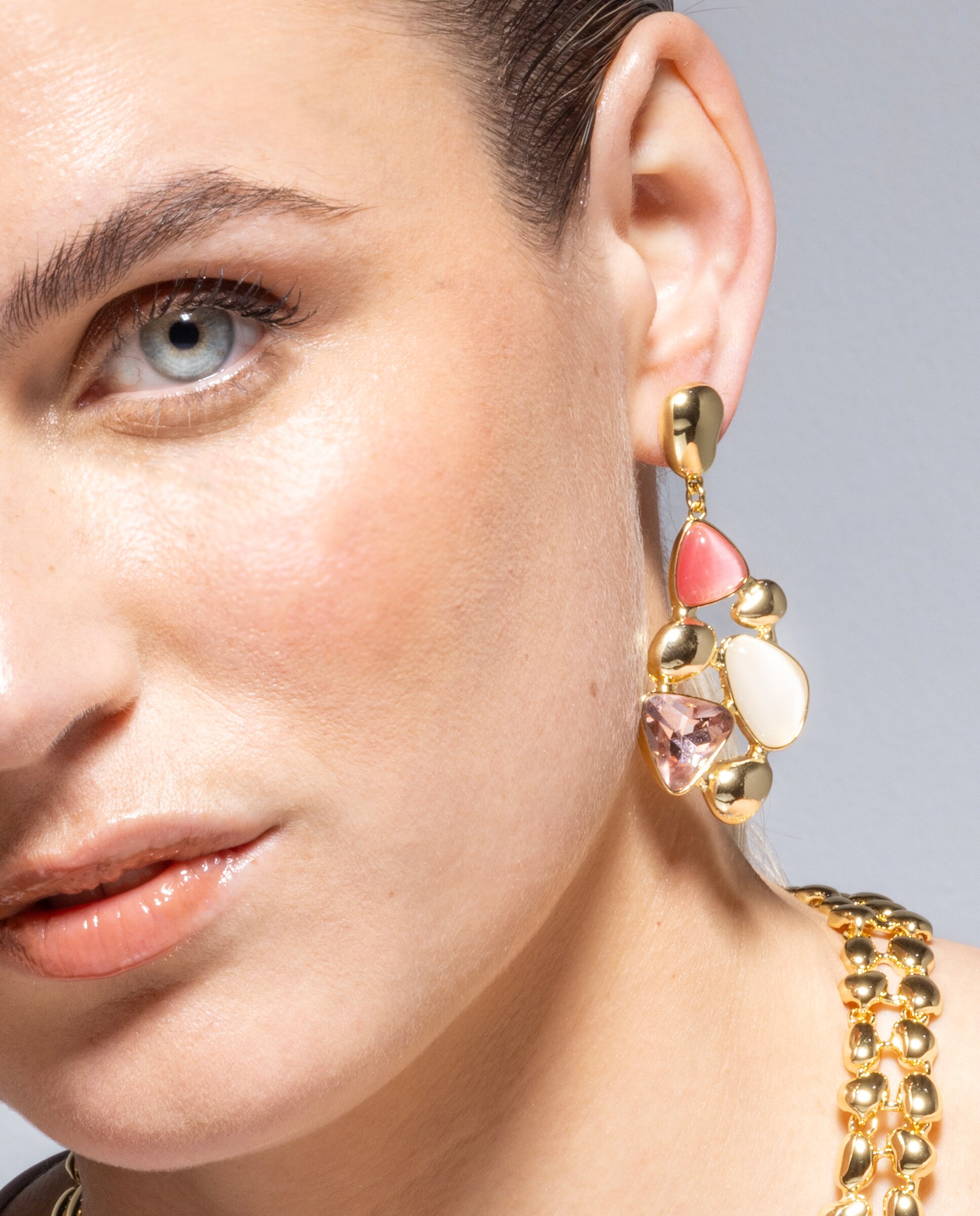 Brincos África Acabados em Ouro de 18 Quilates com Zirconita Multicolor Ouro-5