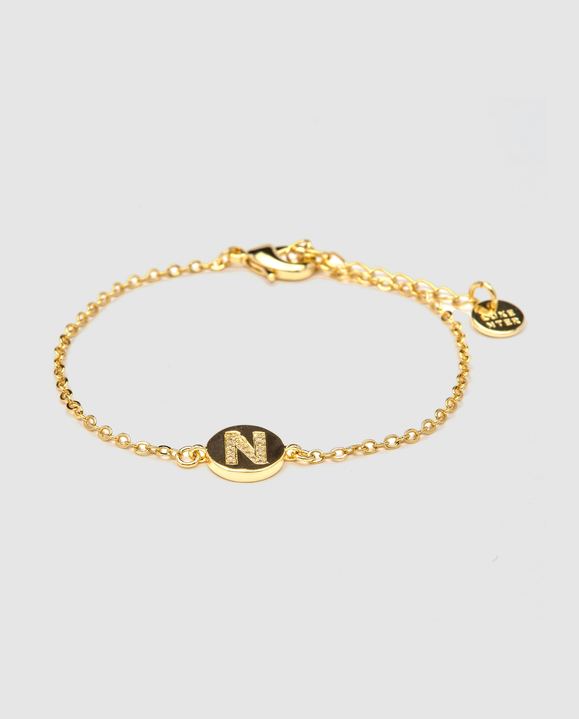 Imagem 0 de Pulseira Personalizada Letras com Zirconita Brilhante Acabada em Ouro Amarelo de 18k - N