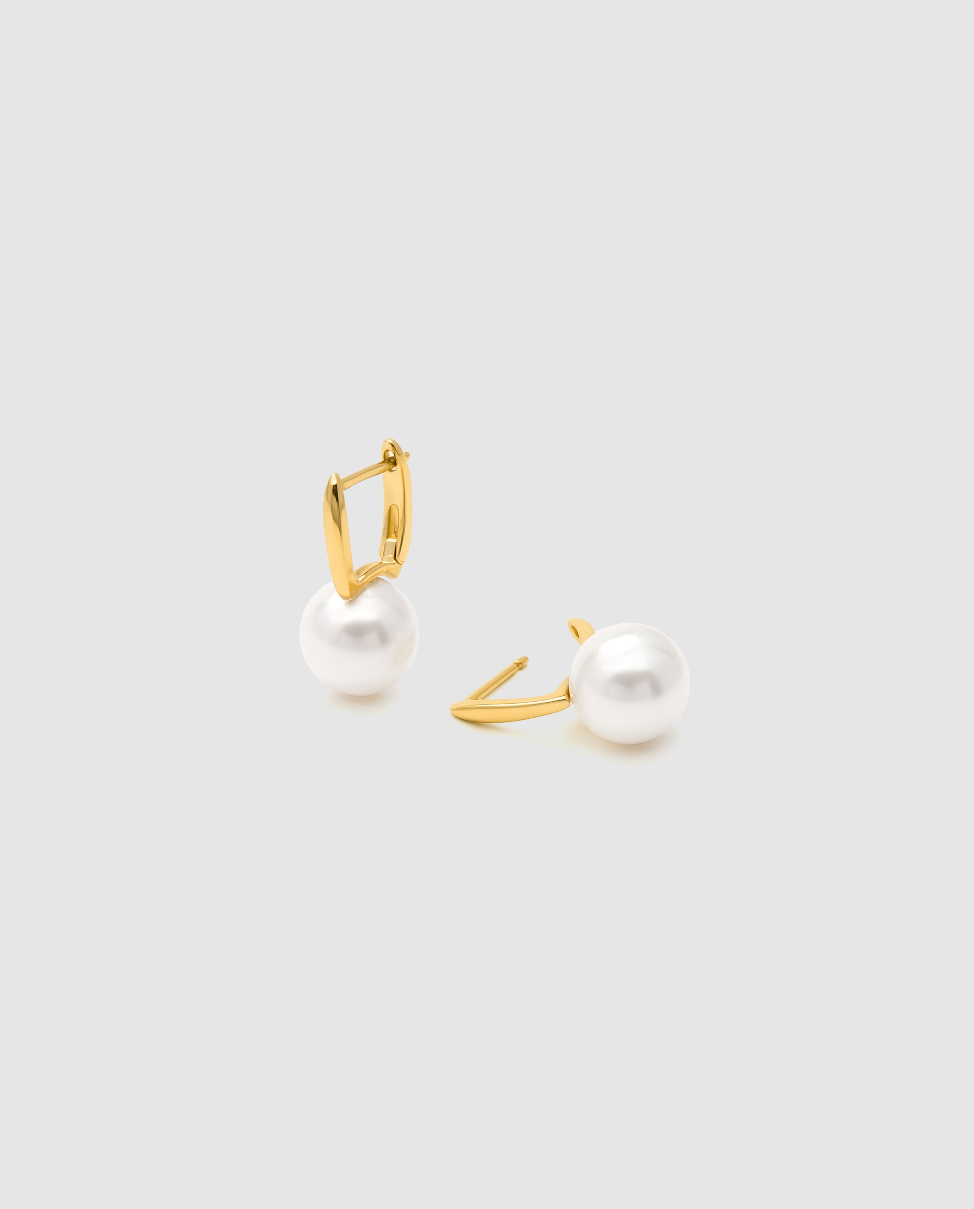 Brincos Basic Acabados em Ouro Amarelo de 18 Quilates com Pérola Branca Branco-6