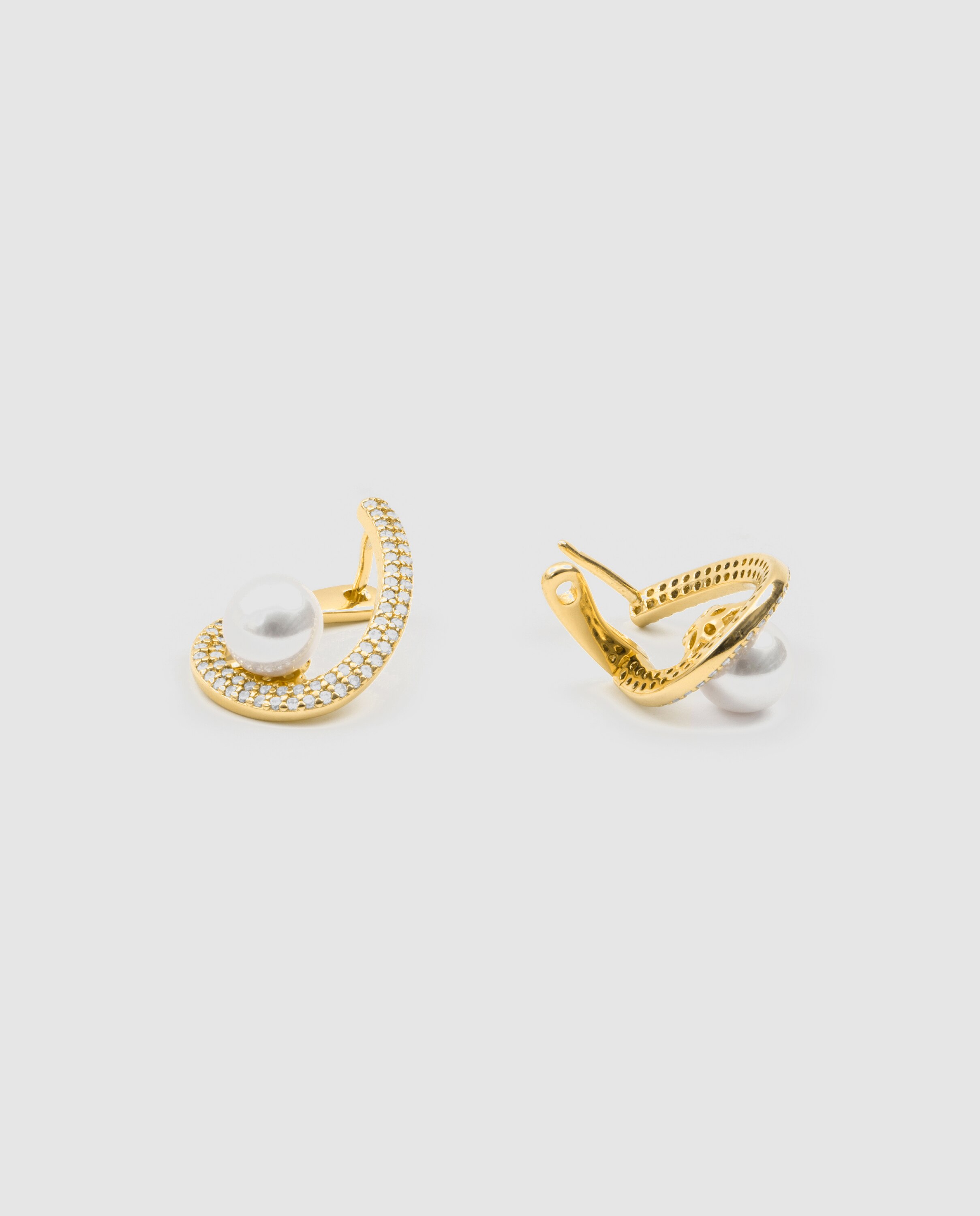 Brincos Basic Acabados em Ouro Amarelo de 18 Quilates com Zirconita Brilhante Ouro-6