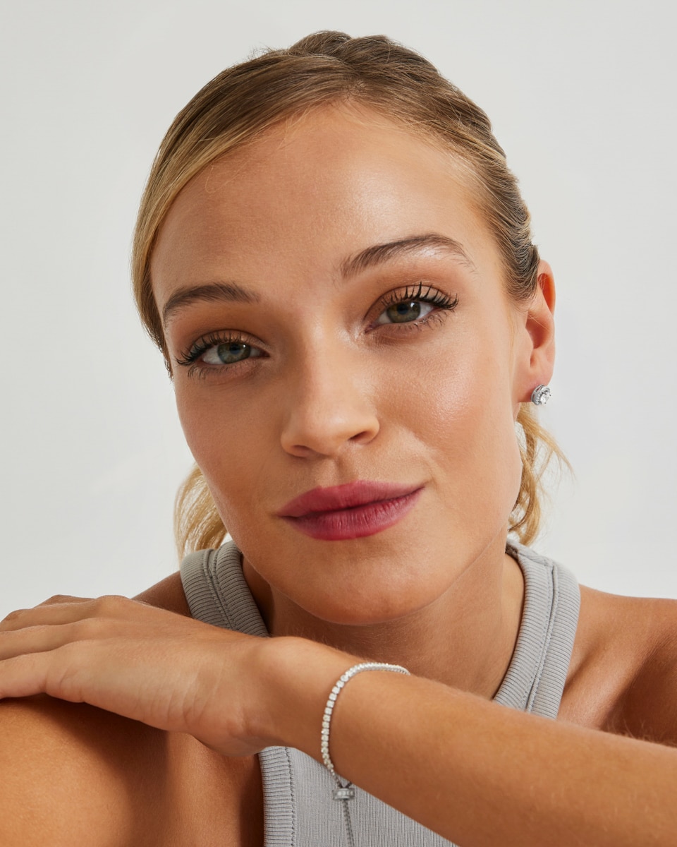 Brincos Essential de Prata de Lei 925 com Acabamento em Ródio e Zirconita Brilhante Prata brilhante / Transparente-2