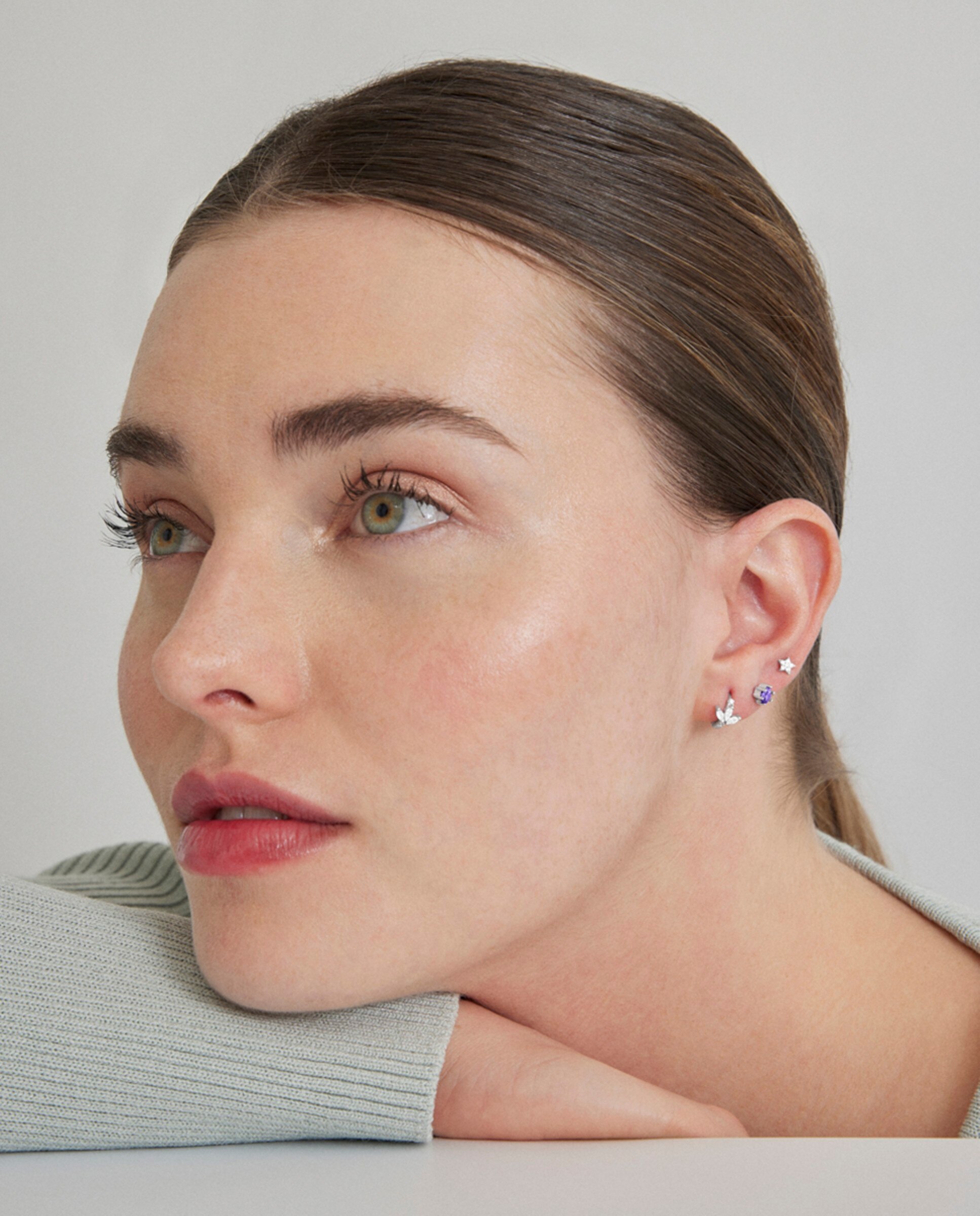 Brincos África Moda de Prata de Lei 925 com Acabamentos em Ródio e Zirconita Ametista Roxo-2