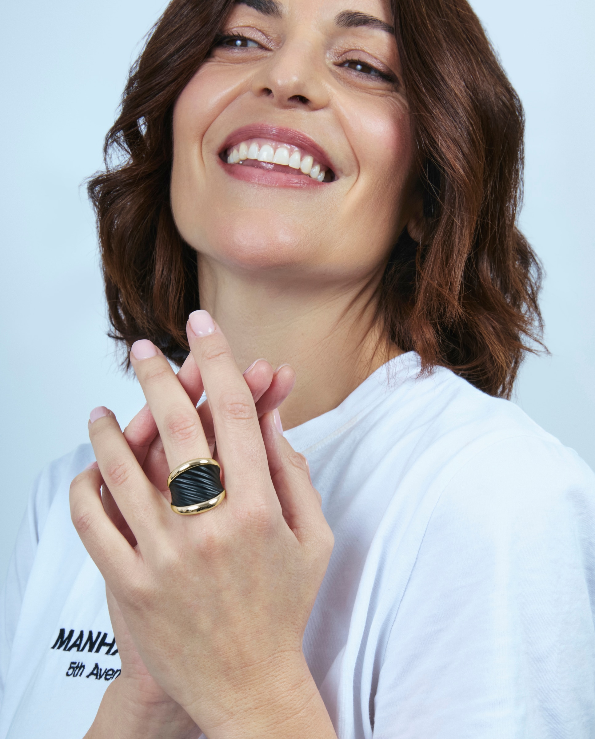 Anel Africa com Acabamento em Ouro Amarelo 18k e Lacado em Preto Preto-2