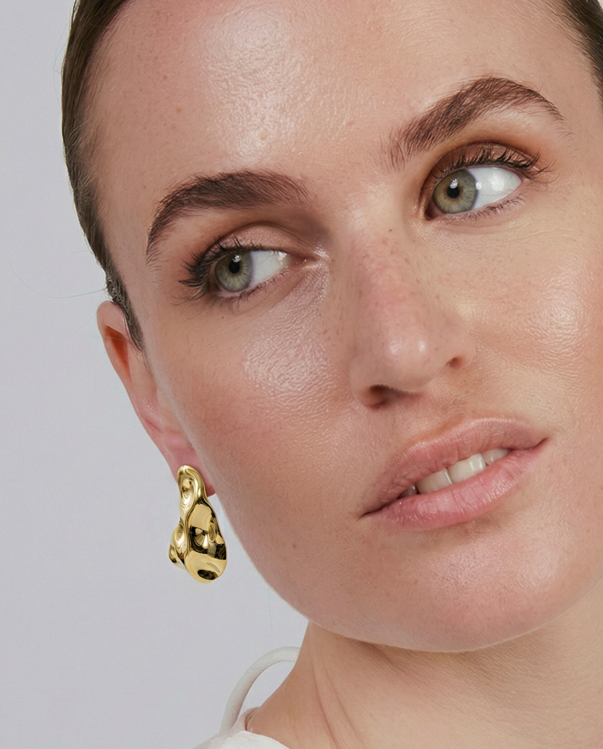 Brincos Boho de Aço com Acabamentos em Ouro Amarelo 18 Quilates Dourado-5