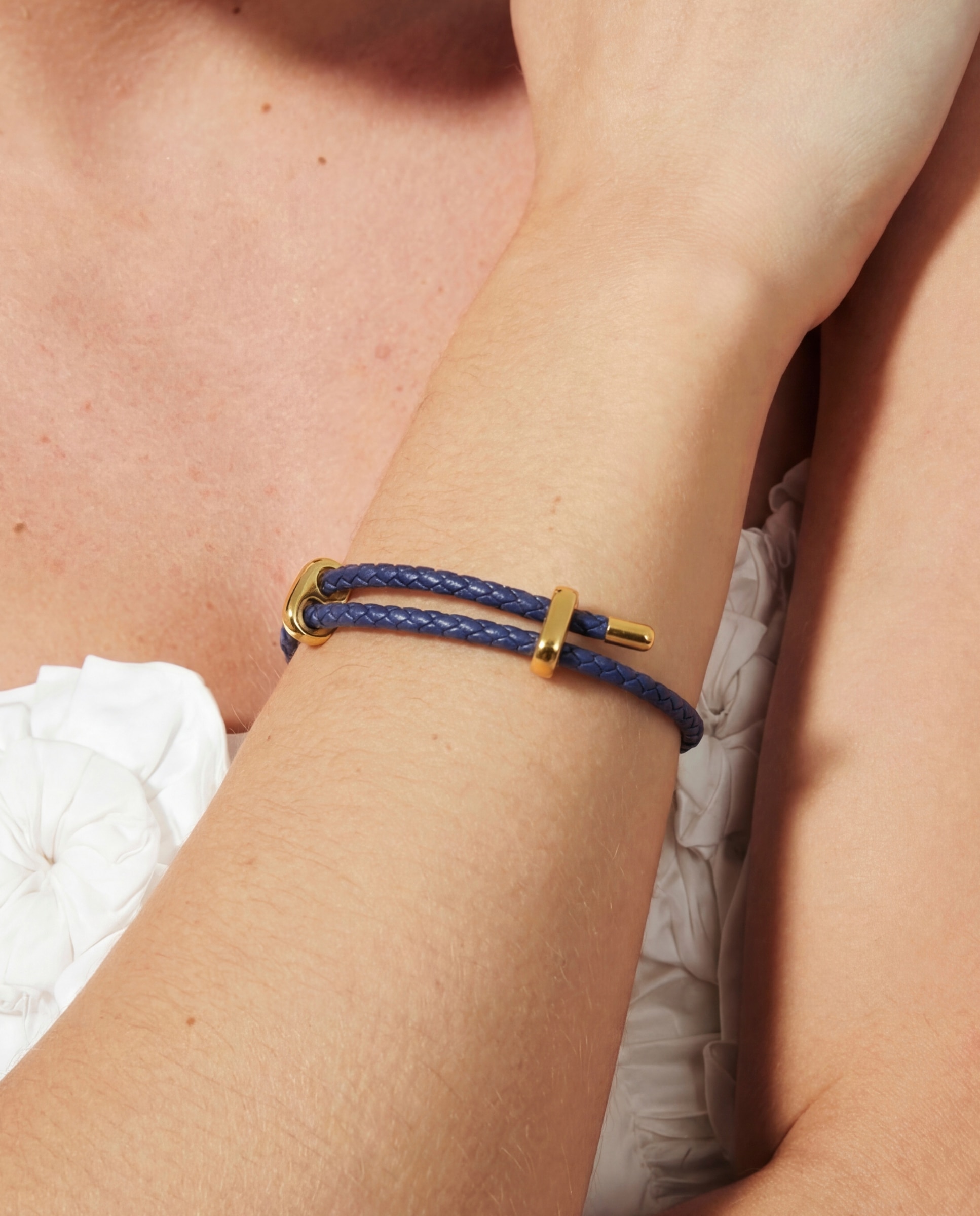 Pulseira Special Edition com Couro Acabada em Ouro Amarelo de 18k Azul-4