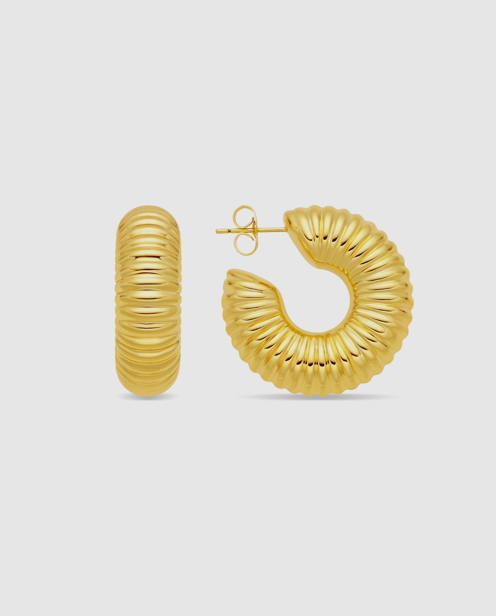 Brincos de Argola Special Edition com Acabamentos em Ouro Amarelo de 18k Dourado-1