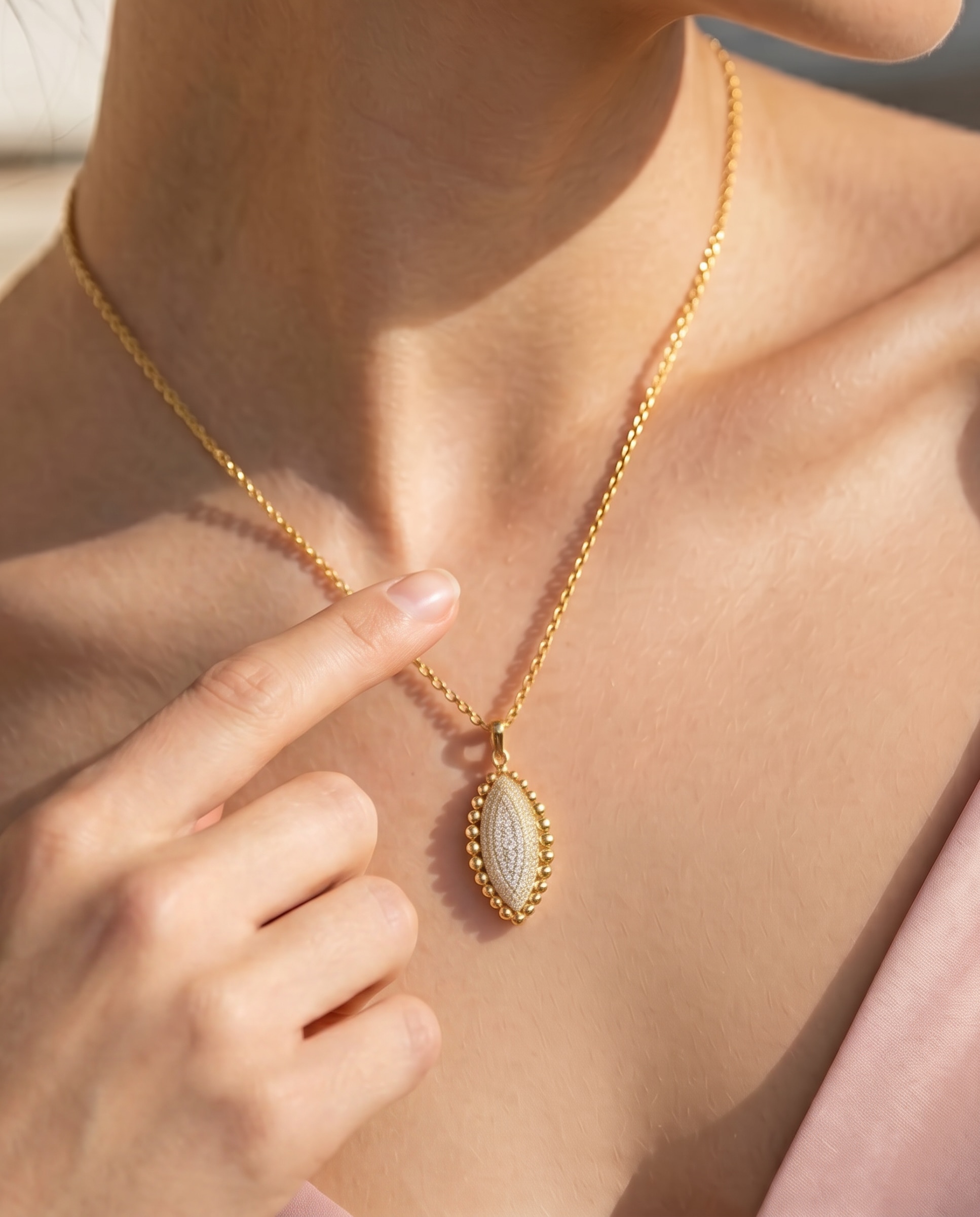 Colar Special Edition com Acabamento em Ouro Amarelo de 18k e Zirconita Brilhante Dourado-4
