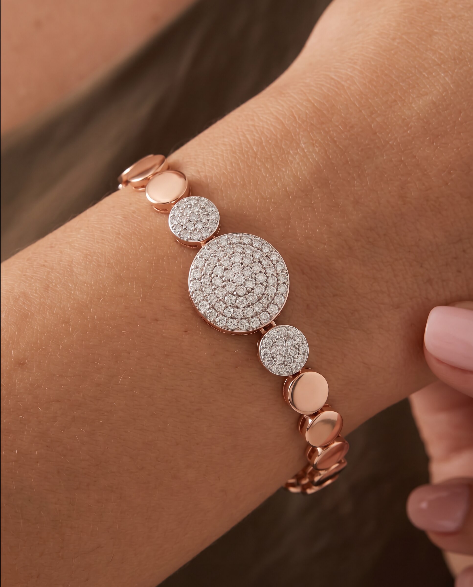 Pulseira de Corrente Special Edition Acabada em Ouro Amarelo de 18k com Zirconita Brilhante Rosa-4