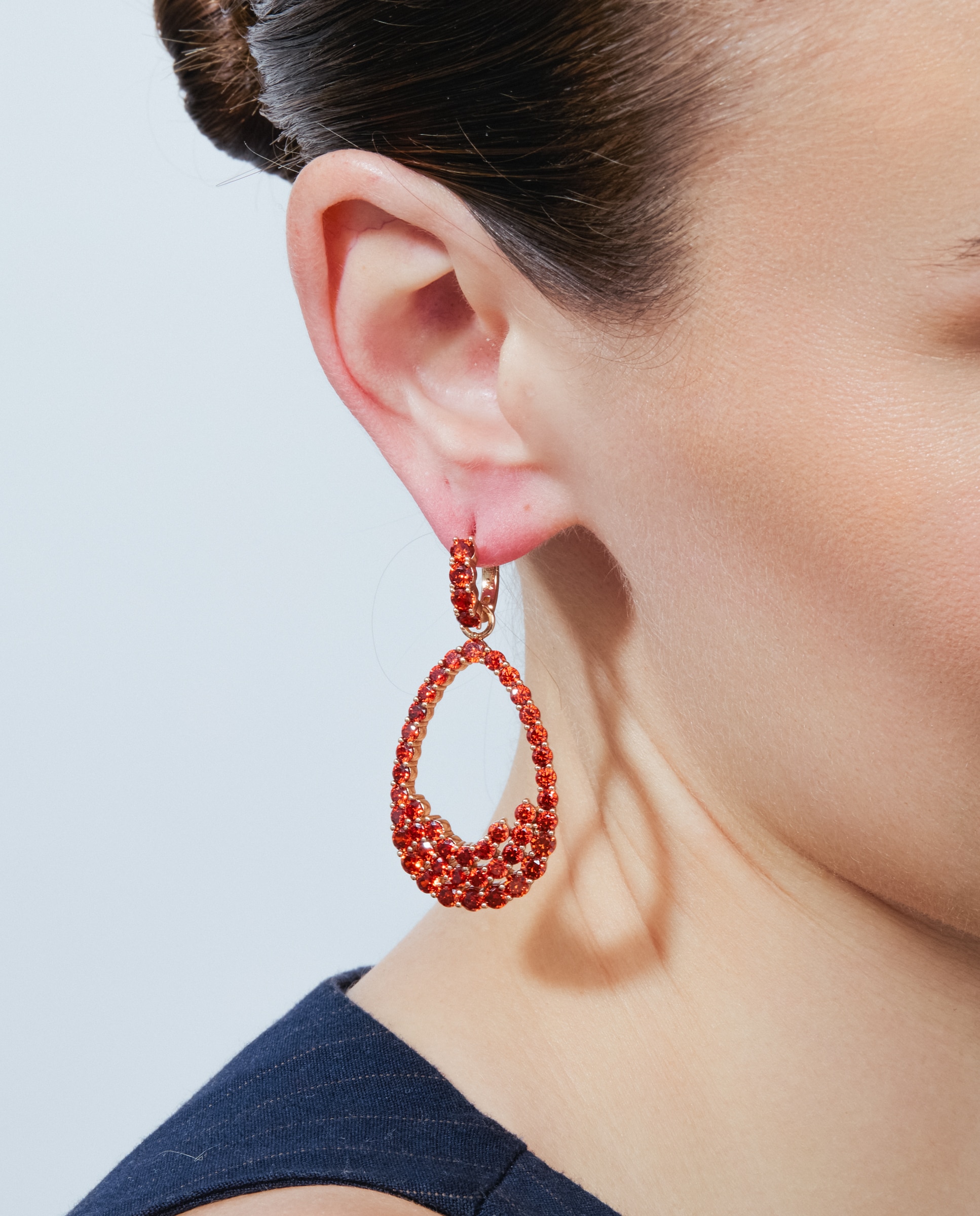Brincos Special Edition com Acabamentos em Ouro Rosa de 18k e Zirconita Rubi Vermelho-4