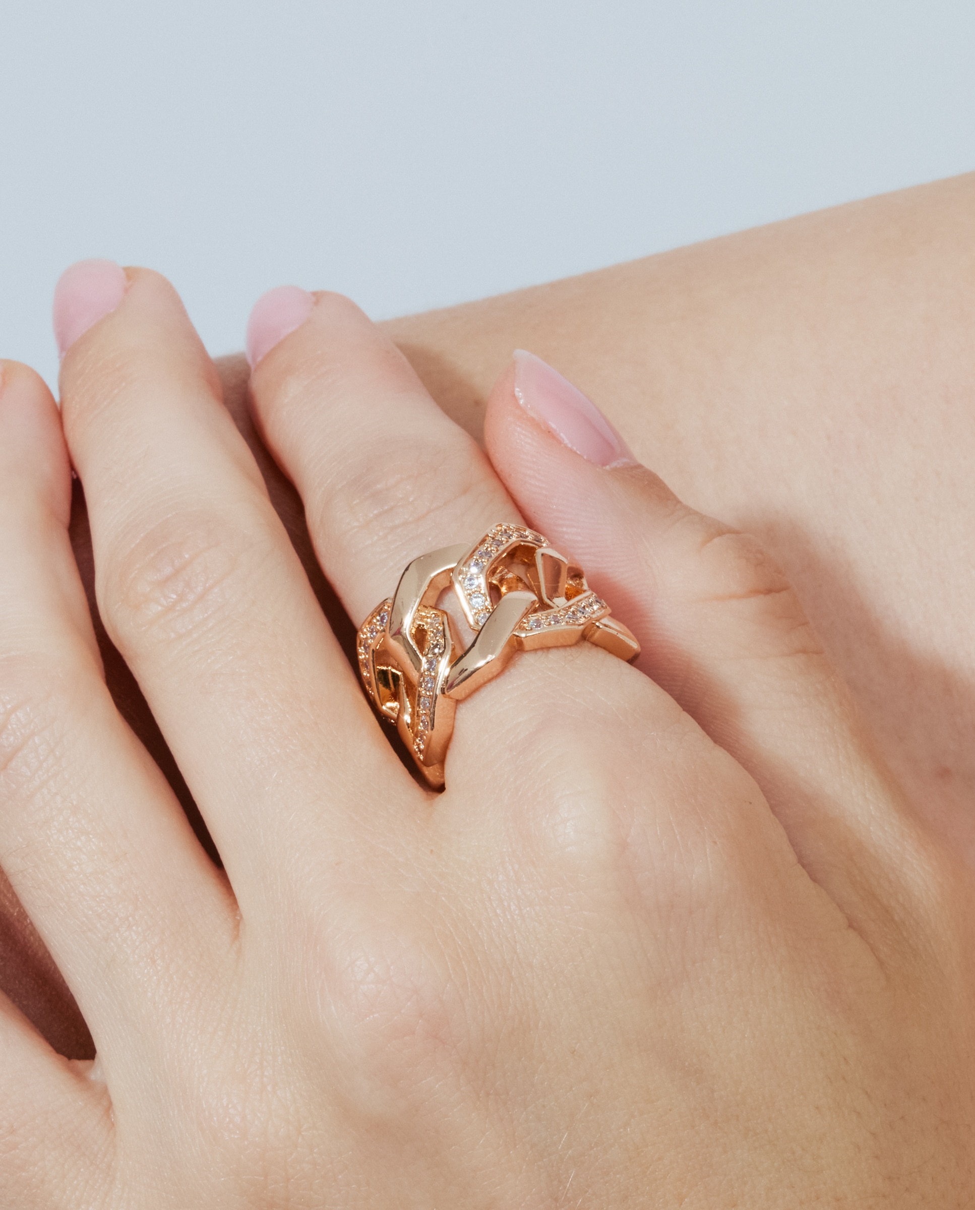 Anel Special Edition Acabado em Ouro Rosa de 18k com Zirconita Brilhante Rosa-4