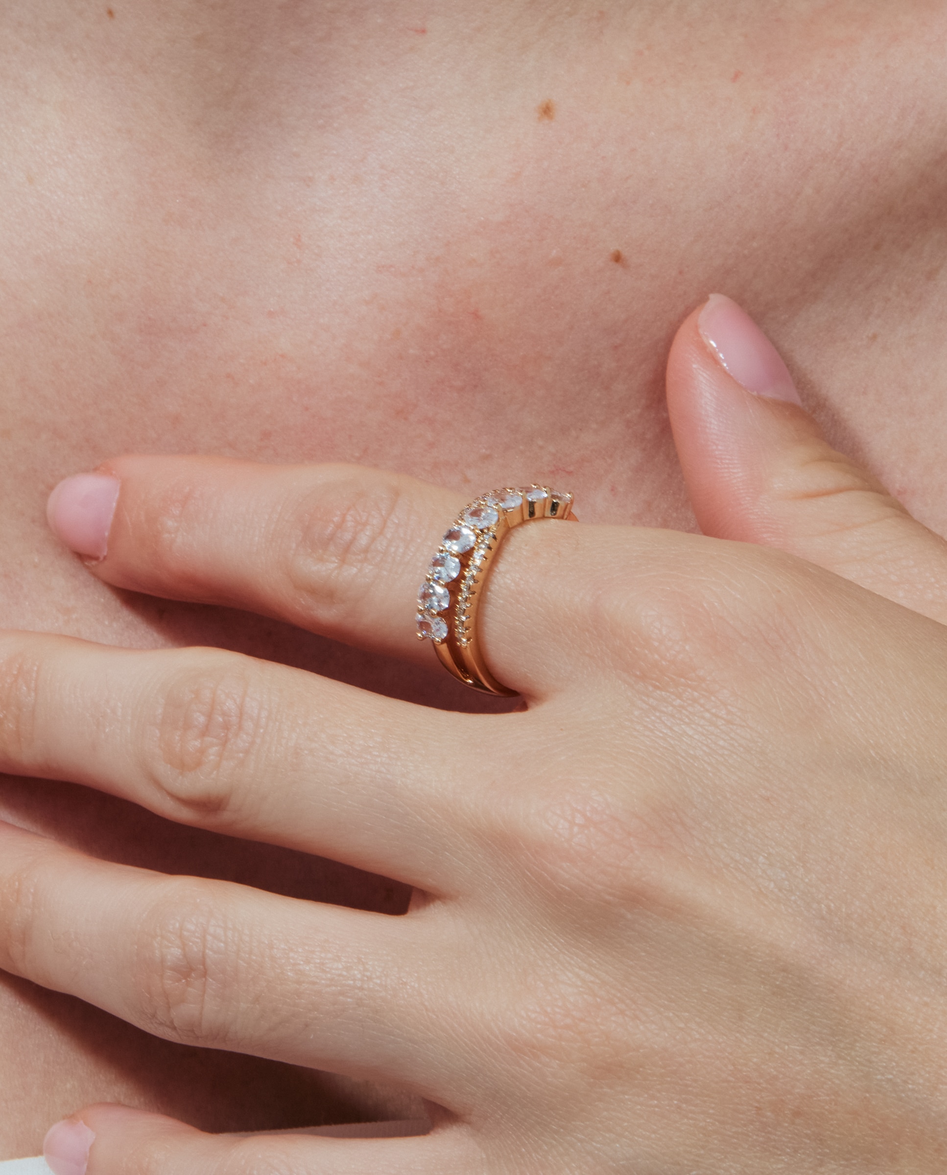 Anel Special Edition Acabado em Ouro Rosa de 18k com Zirconita Brilhante Rosa-4