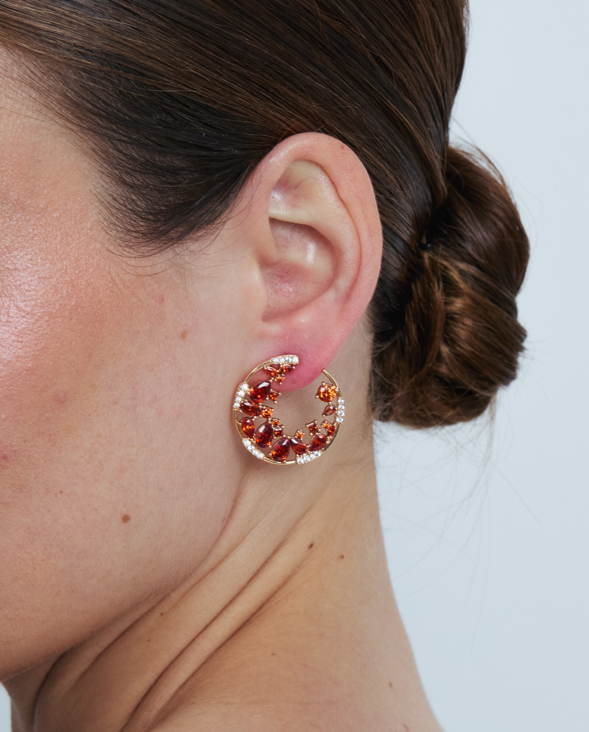 Brincos de Argola Special Edition com Acabamentos em Ouro Rosa 18k e Zirconita Rubi Vermelho-4