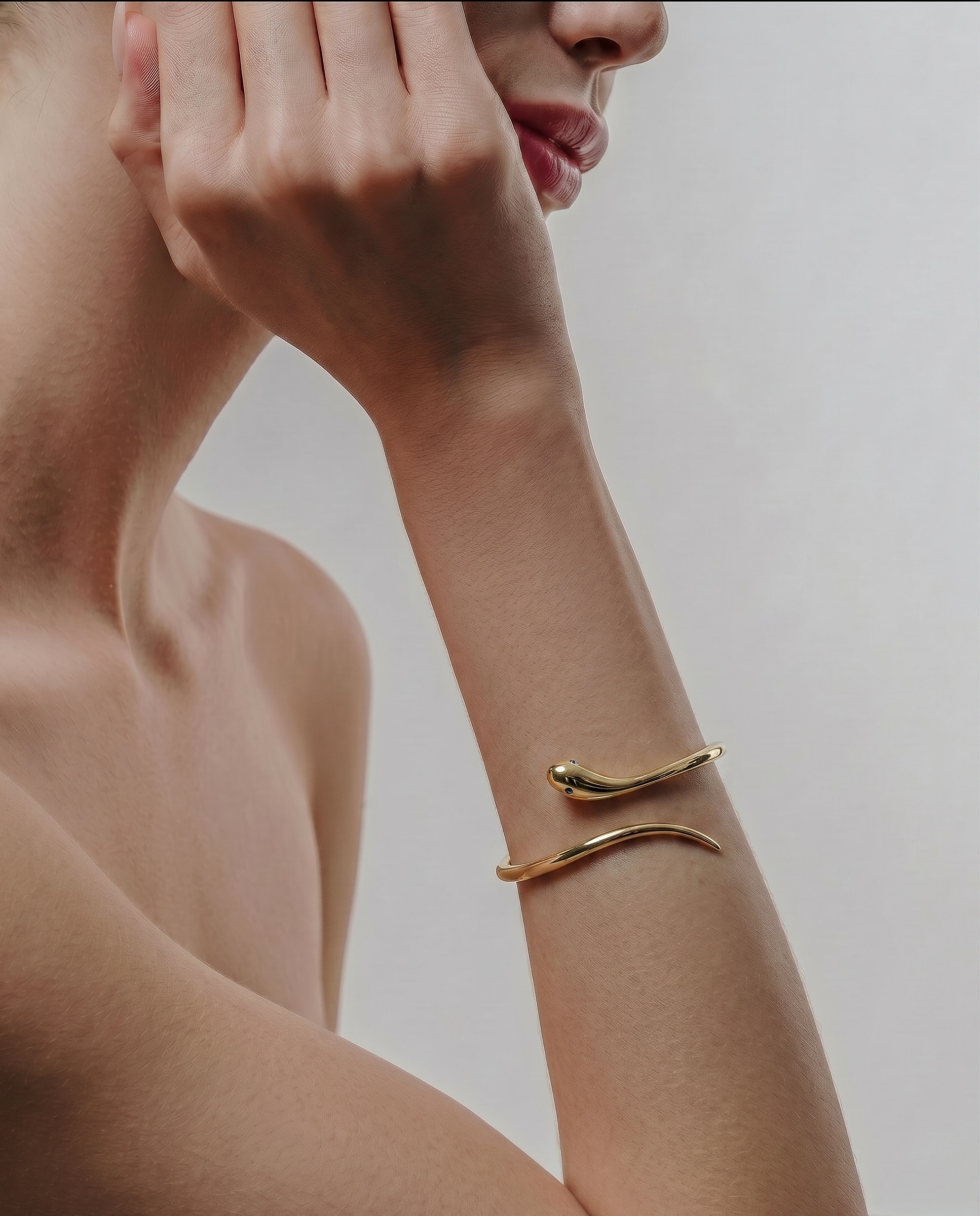 Bracelete África com Acabamento em Ouro Amarelo de 18k Dourado-2