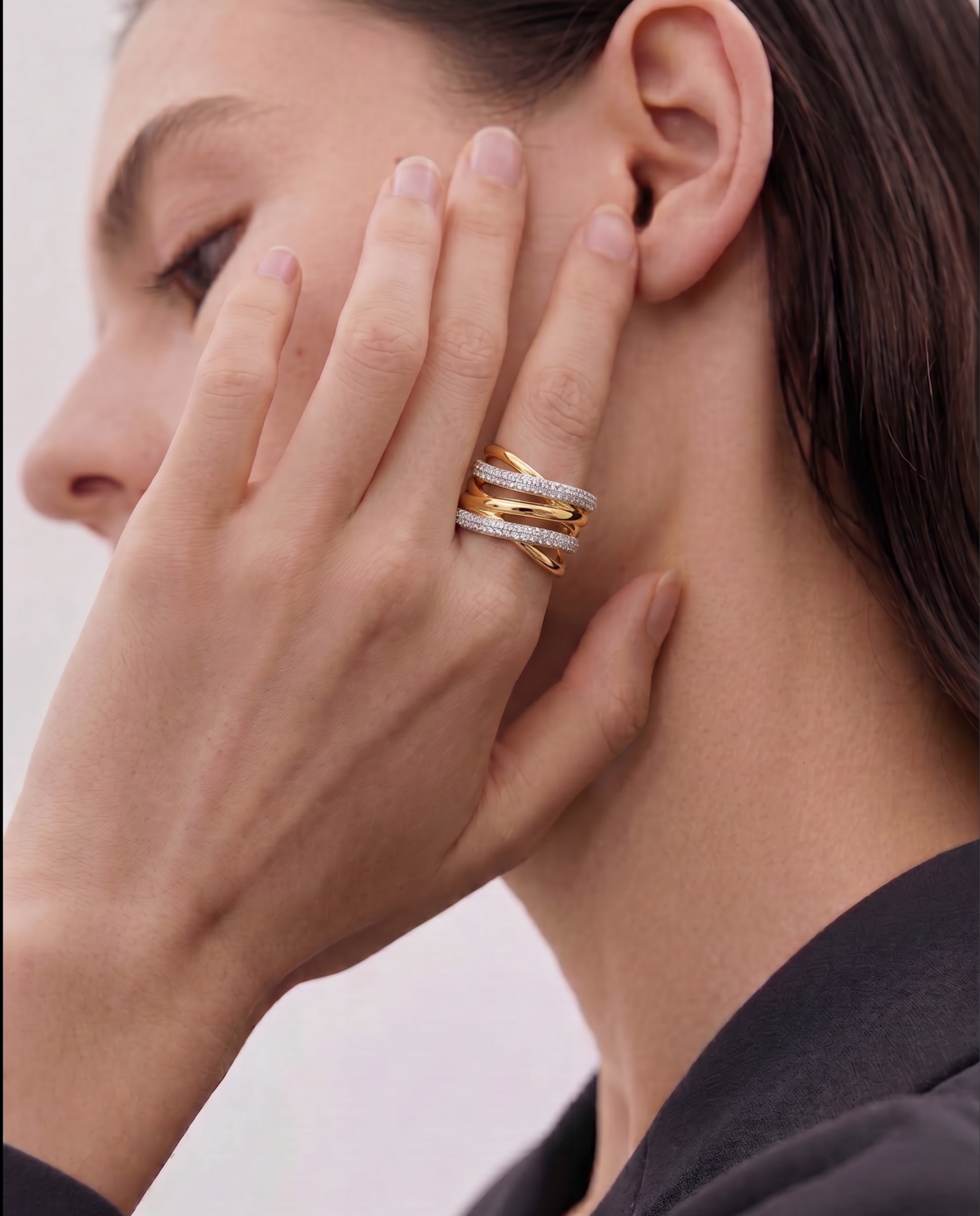 Anel Africa Acabado em Ouro Amarelo de 18k com Zirconita Brilhante Dourado-2