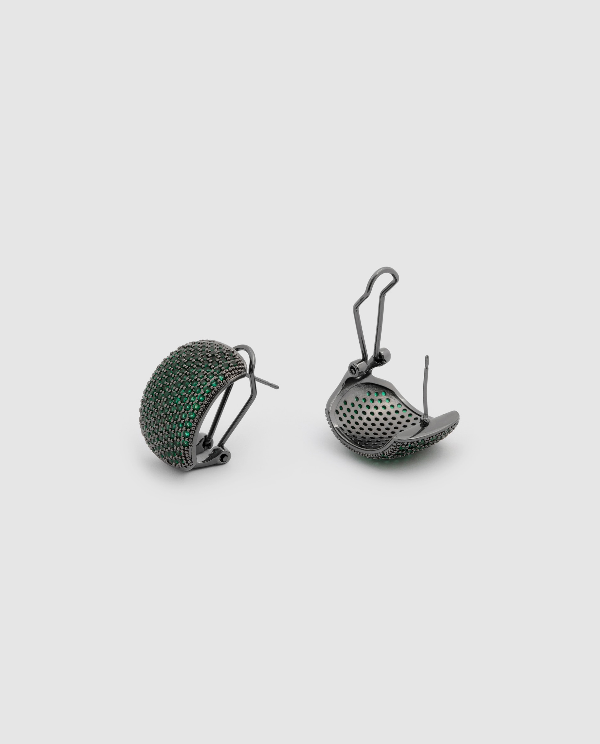 Brincos Deluxe com Acabamentos em Prata e Zircônias Verde-6