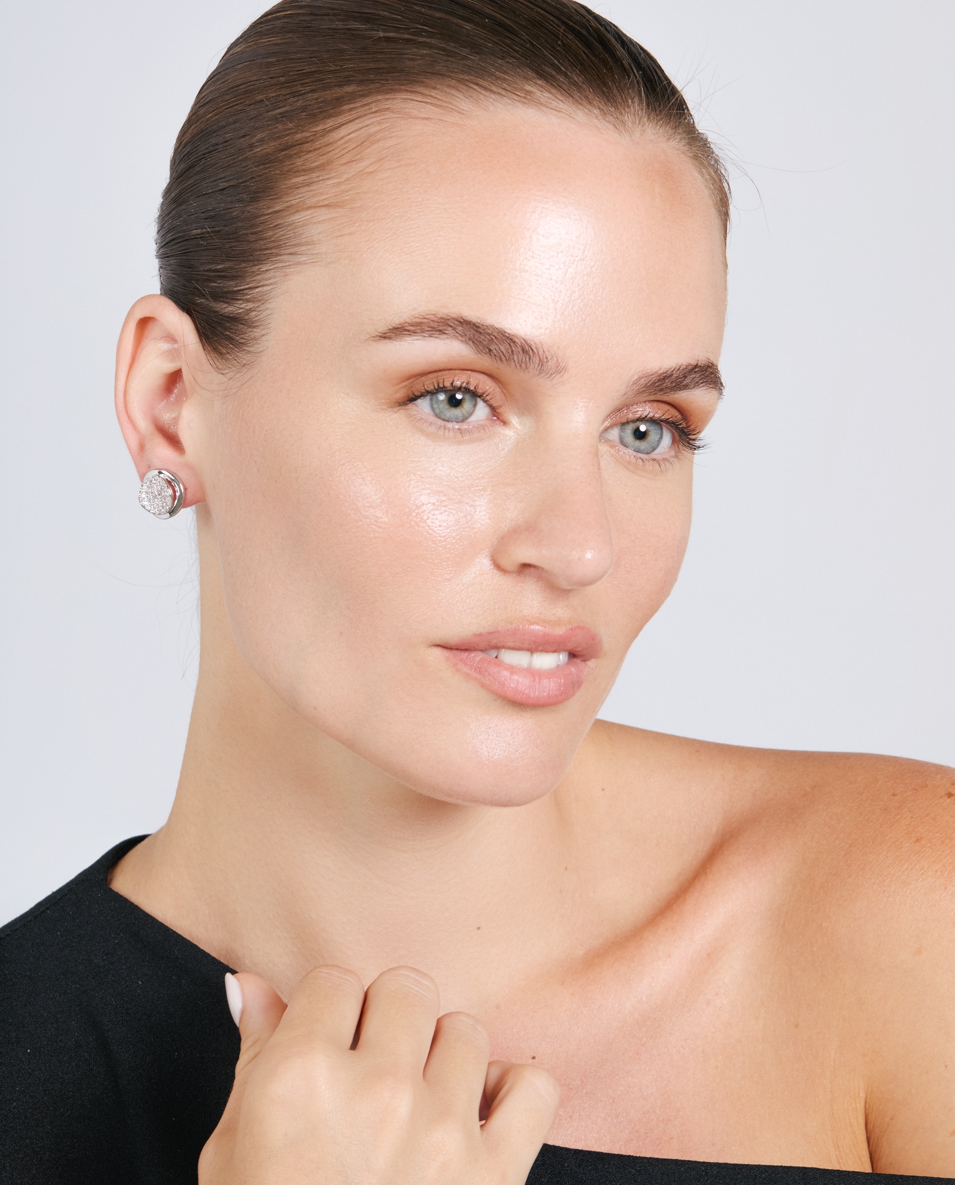 Brincos Basic com Zirconita Acabados em Ródio Branco-5